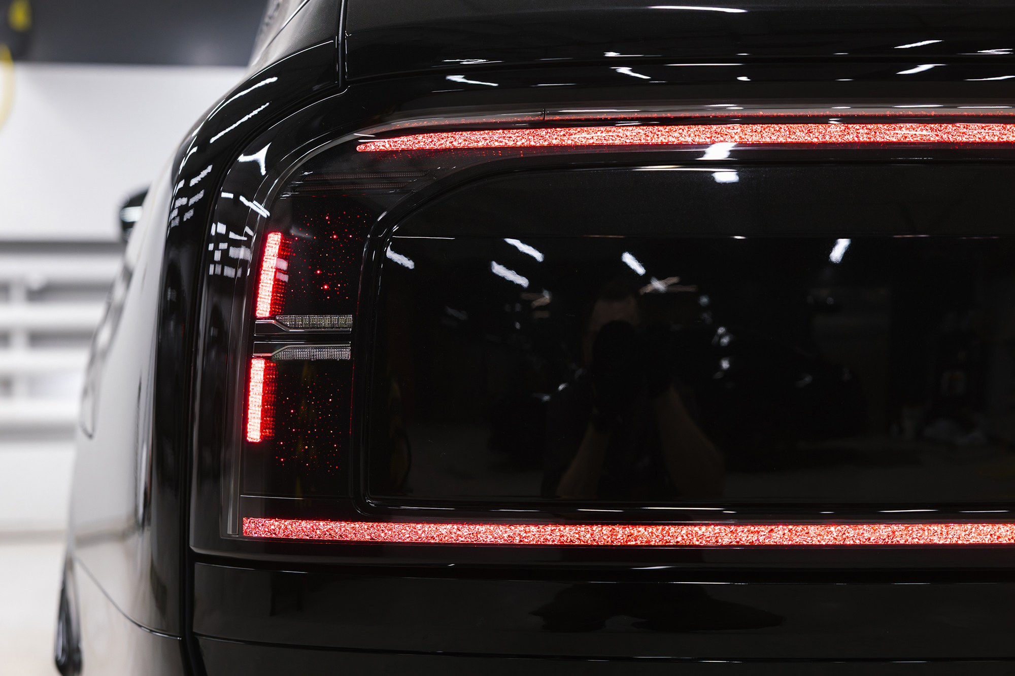 Zeekr 9X 2.0hyb 4WD AT (1401 л. с.) 2025. Автосалон «Х-Авто»