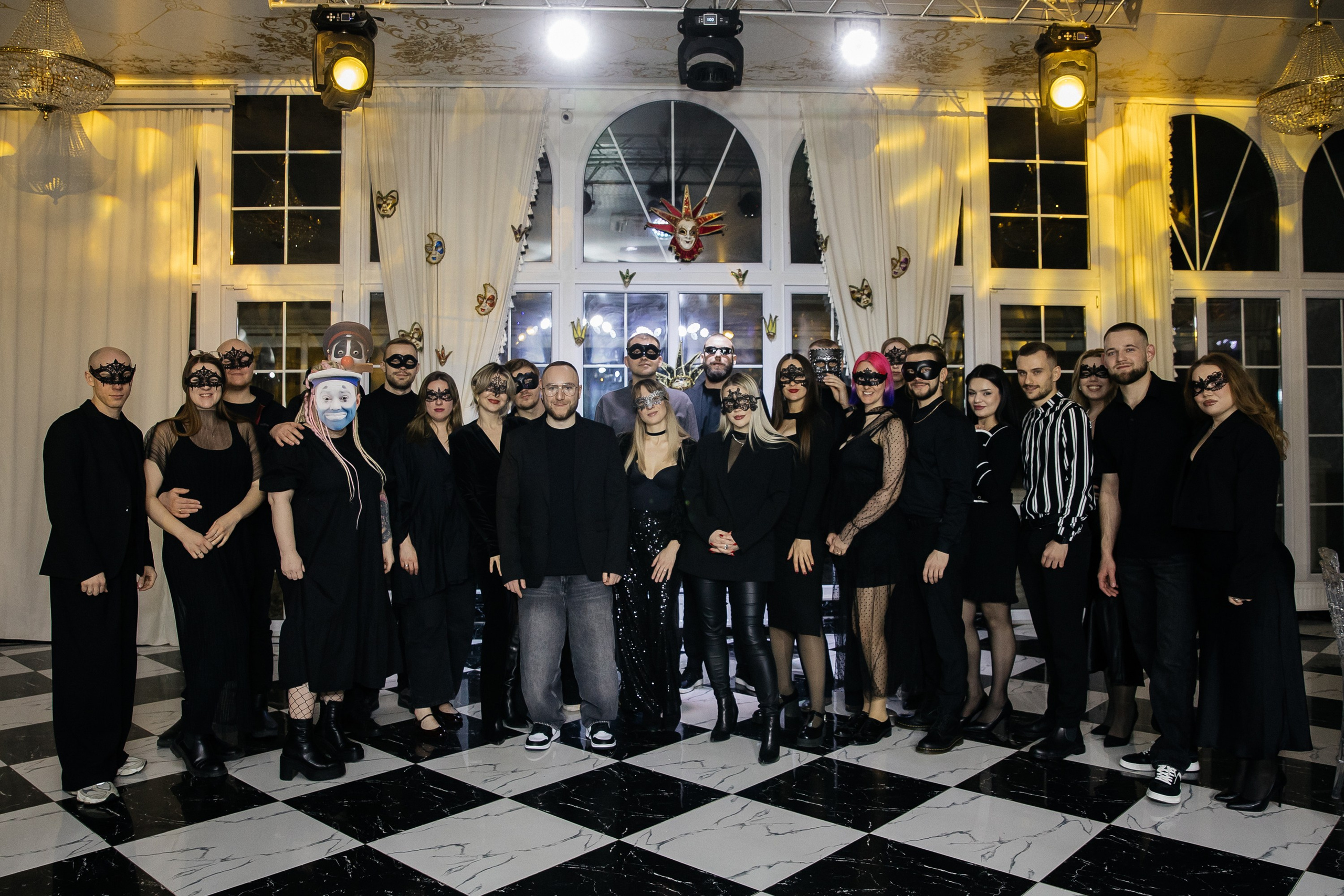 Камерный день рождения в ресторане «Bellagio». Свадебный и семейный фотограф Виолетта Сидельникова. Краснодар, Россия, Беларусь, Европа