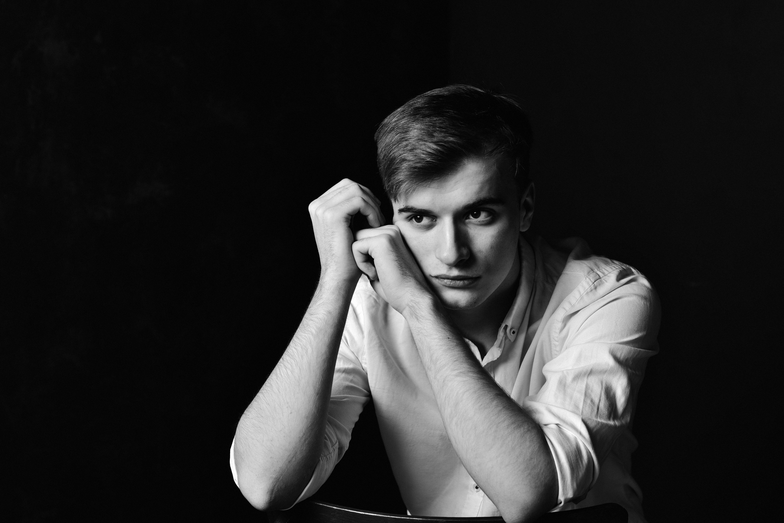 Чб портреты в Туле. Портретный, семейный, свадебный фотограф. Бизнес, контент съёмка. Тула