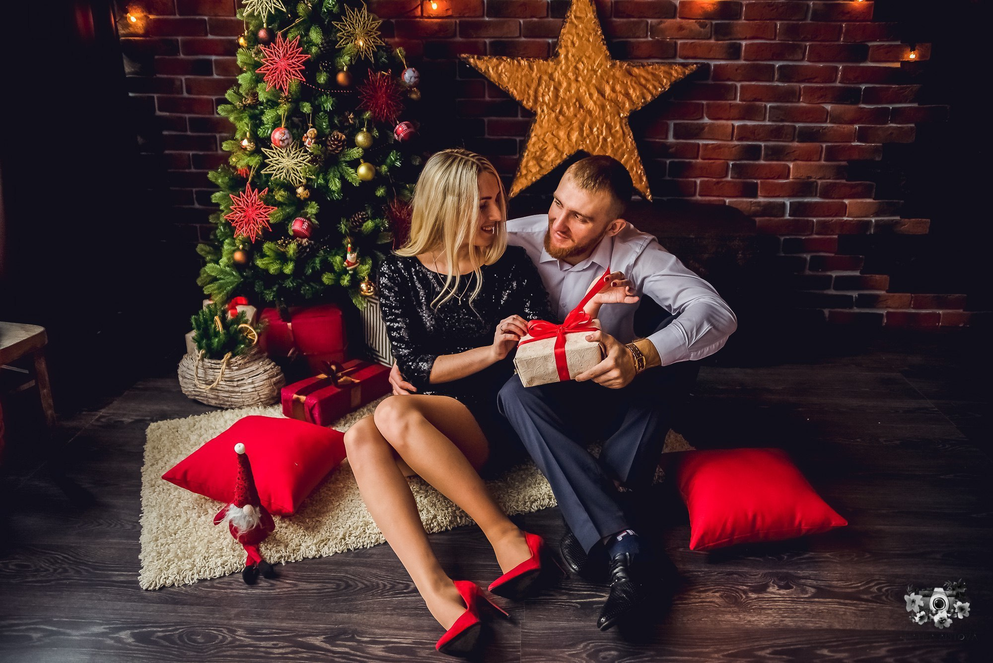 Новогодние фотосессии в Туле. Портретный, семейный, свадебный фотограф. Бизнес, контент съёмка. Тула