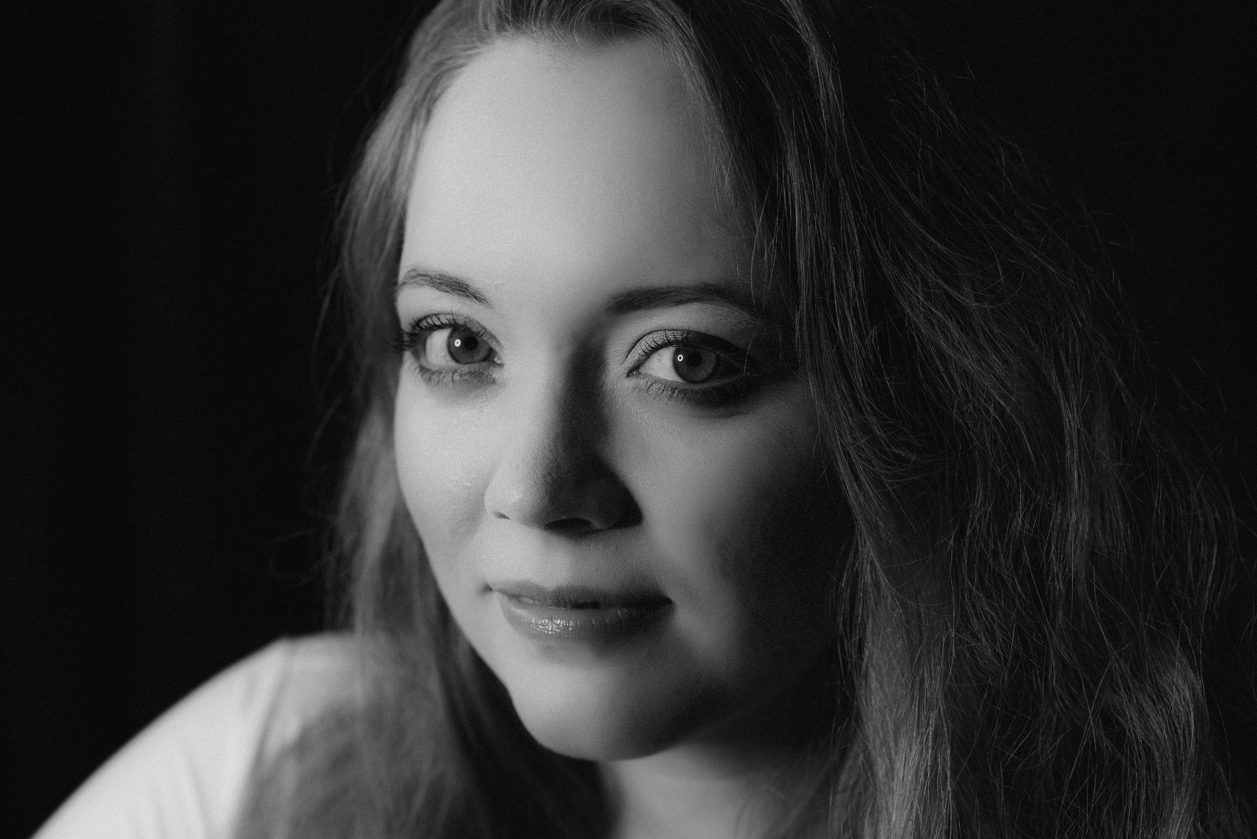 Чб портреты в Туле. Портретный, семейный, свадебный фотограф. Бизнес, контент съёмка. Тула