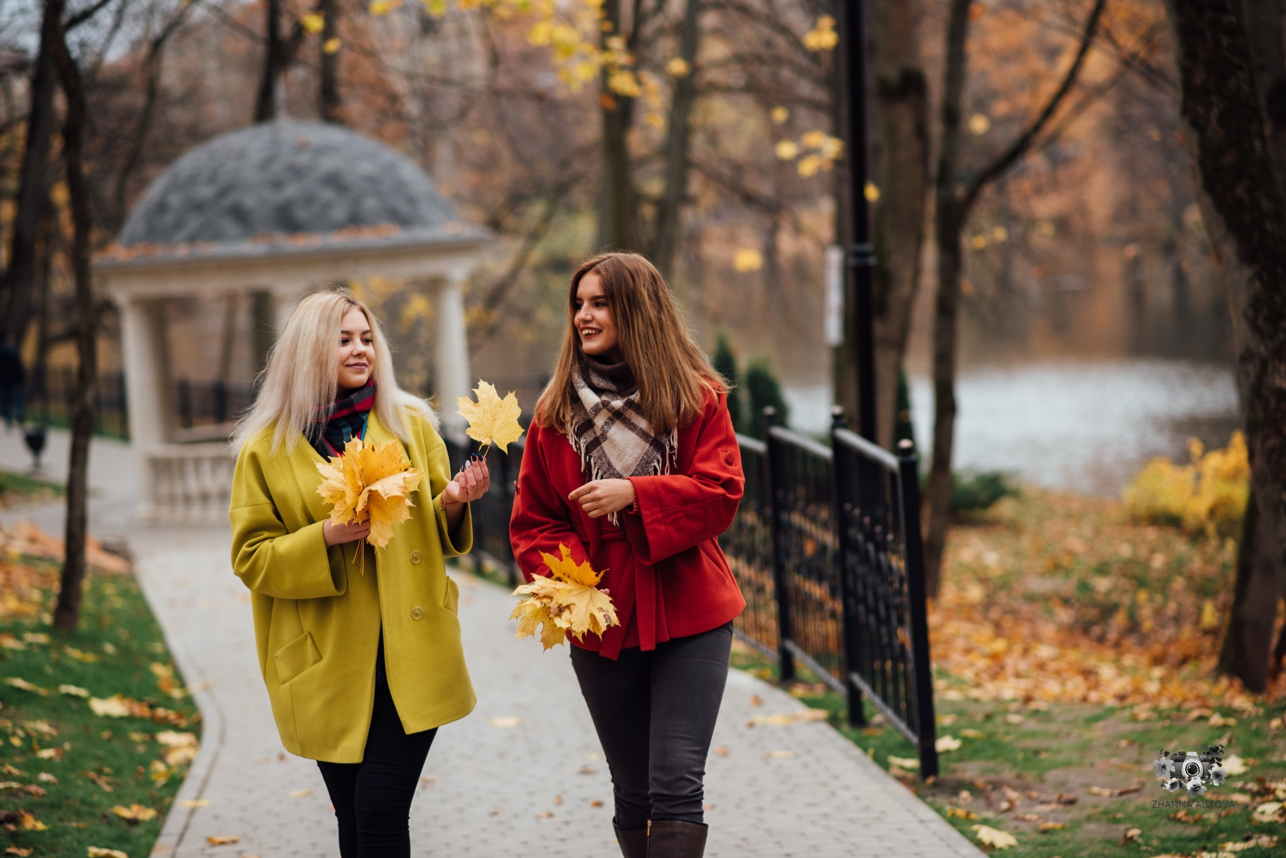 Осенние фотосессии в Туле. Портретный, семейный, свадебный фотограф. Бизнес, контент съёмка. Тула