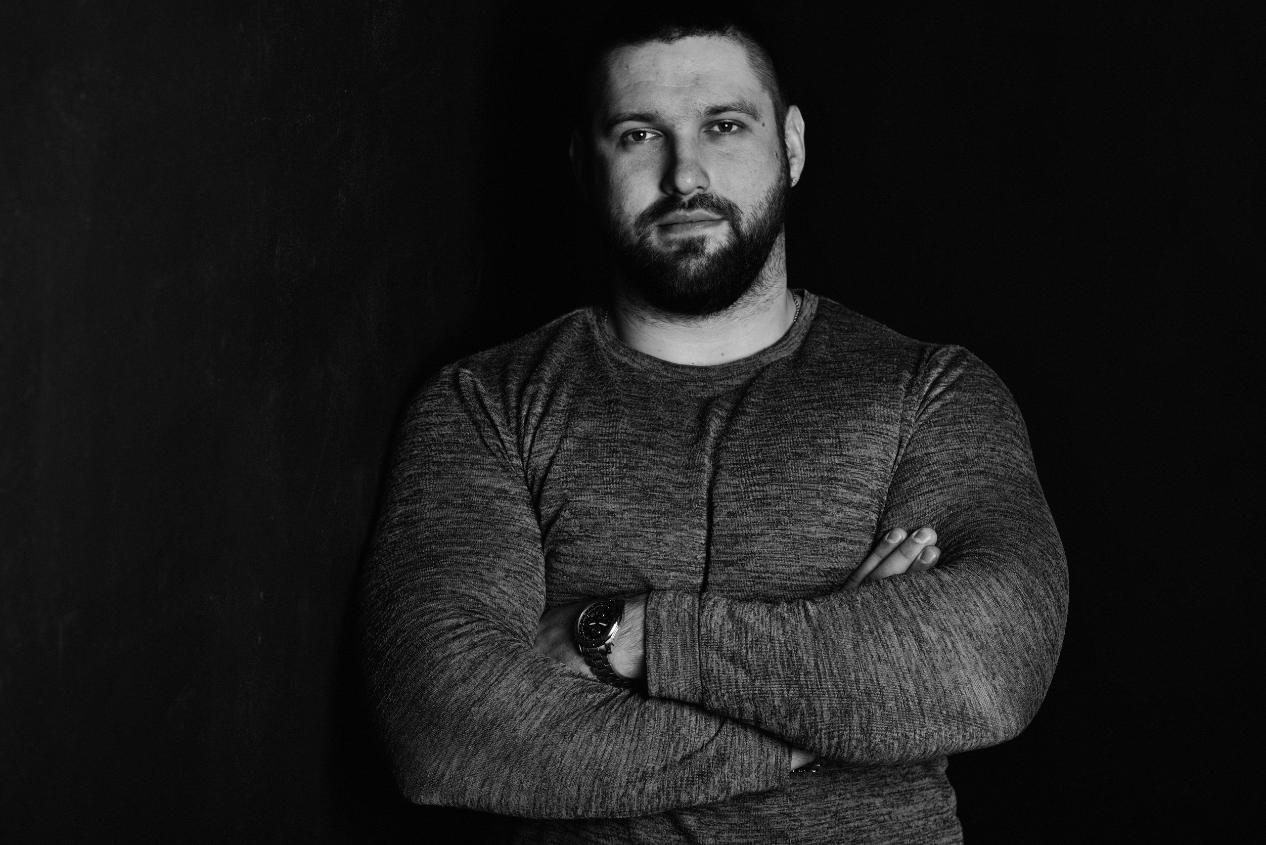 Чб портреты в Туле. Портретный, семейный, свадебный фотограф. Бизнес, контент съёмка. Тула