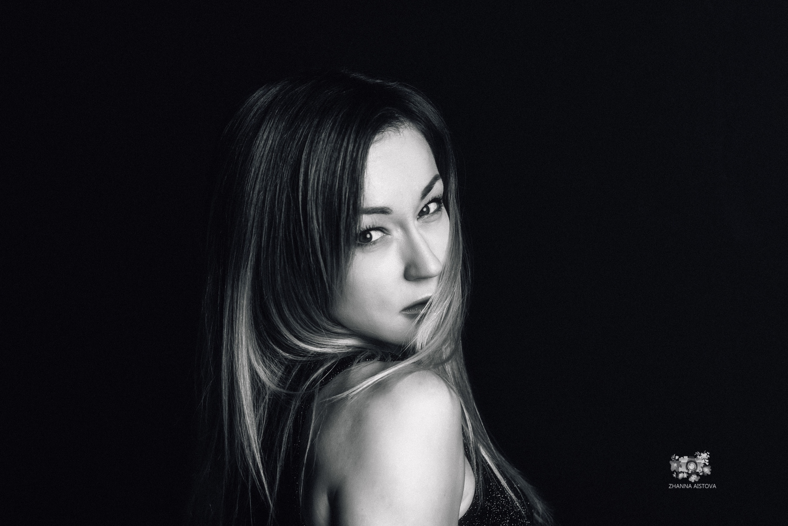 Чб портреты в Туле. Портретный, семейный, свадебный фотограф. Бизнес, контент съёмка. Тула