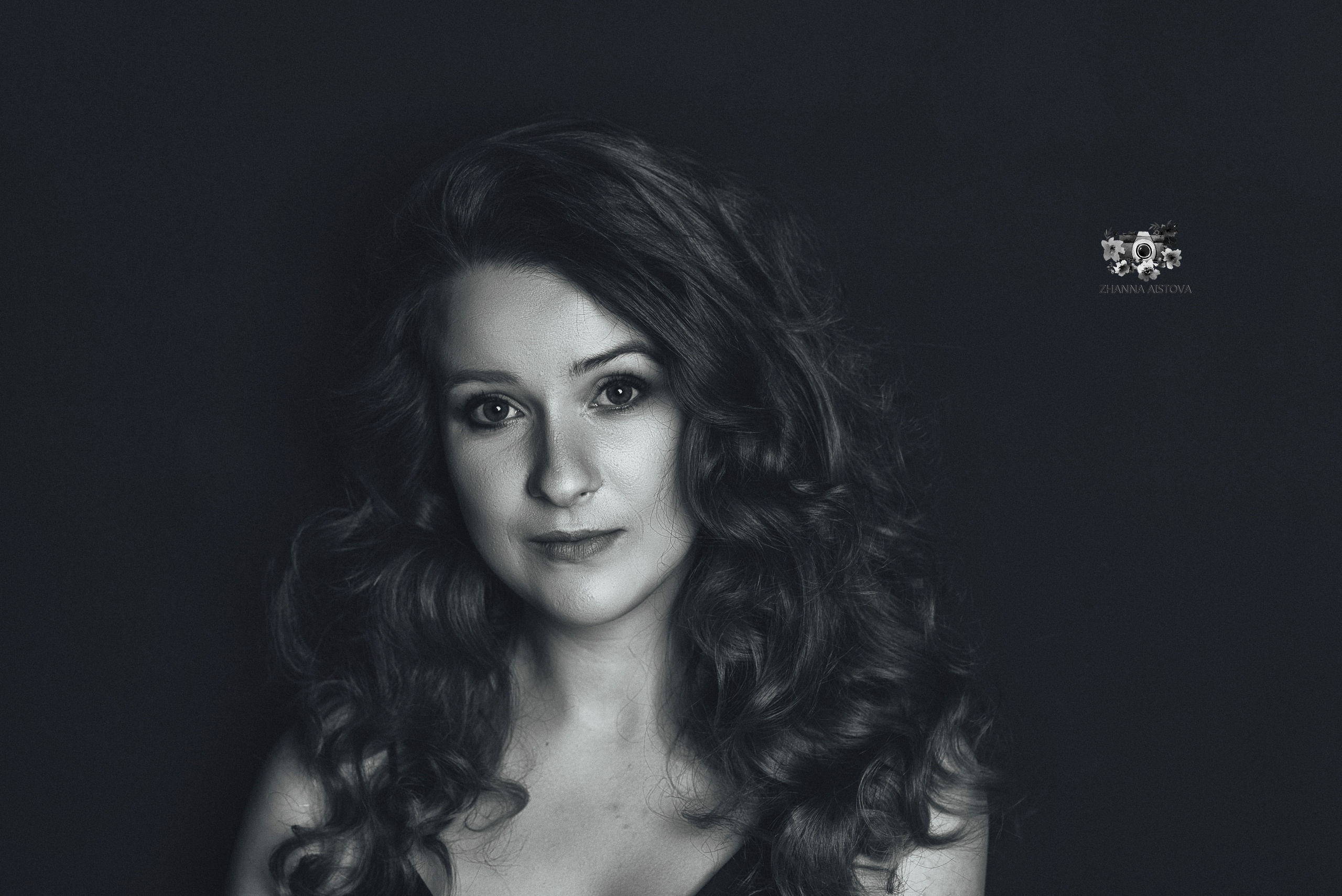 Чб портреты в Туле. Портретный, семейный, свадебный фотограф. Бизнес, контент съёмка. Тула