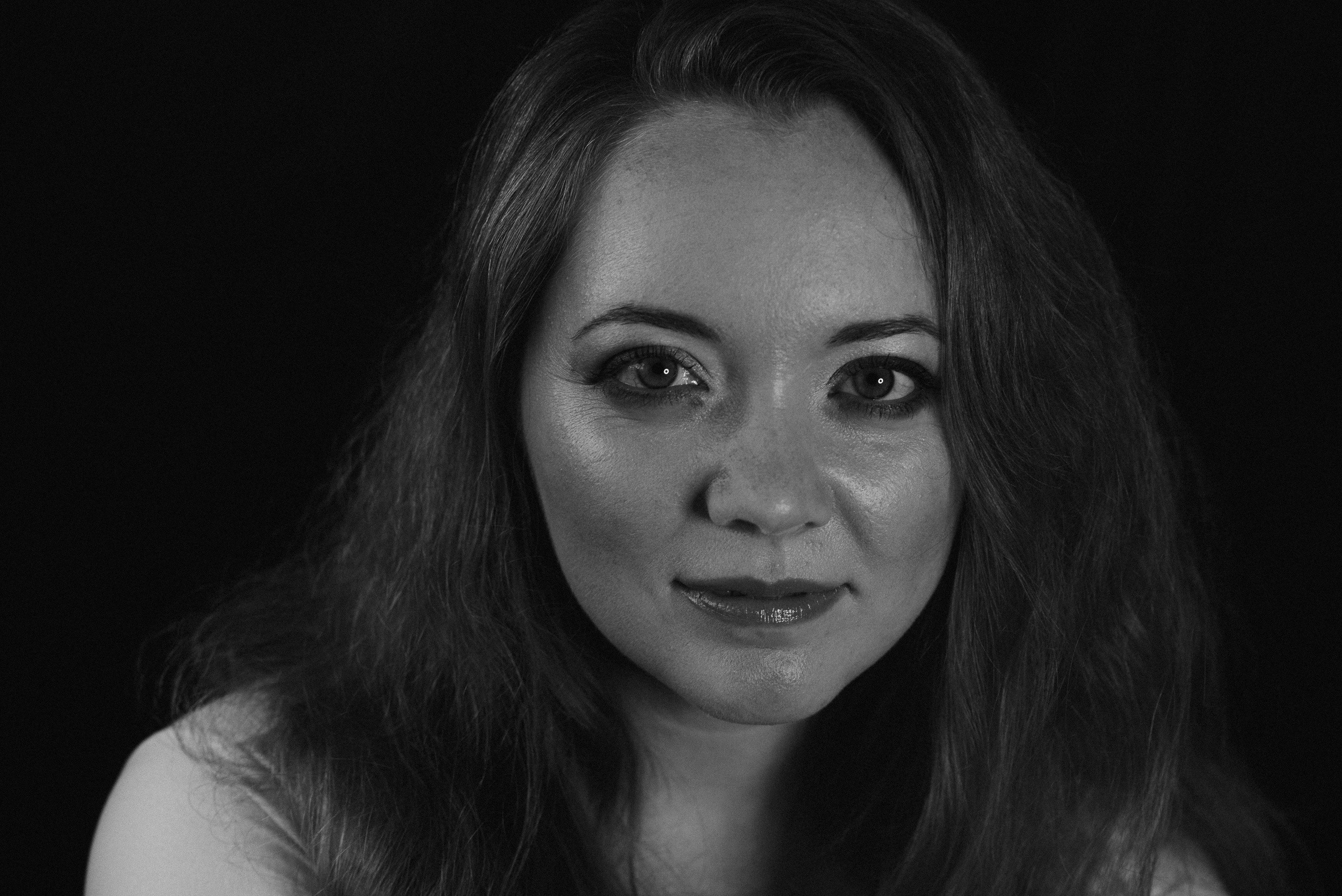 Чб портреты в Туле. Портретный, семейный, свадебный фотограф. Бизнес, контент съёмка. Тула