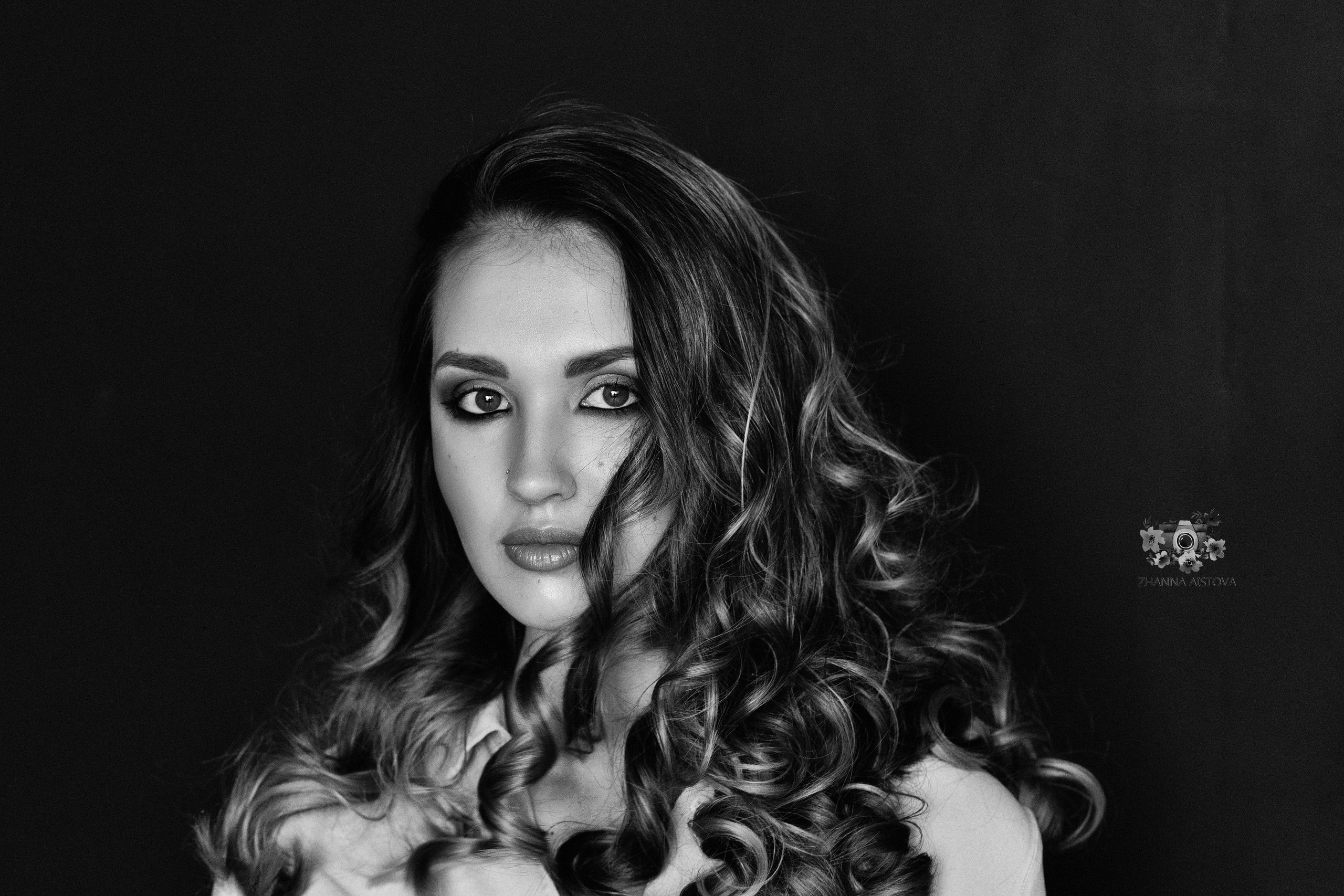 Чб портреты в Туле. Портретный, семейный, свадебный фотограф. Бизнес, контент съёмка. Тула