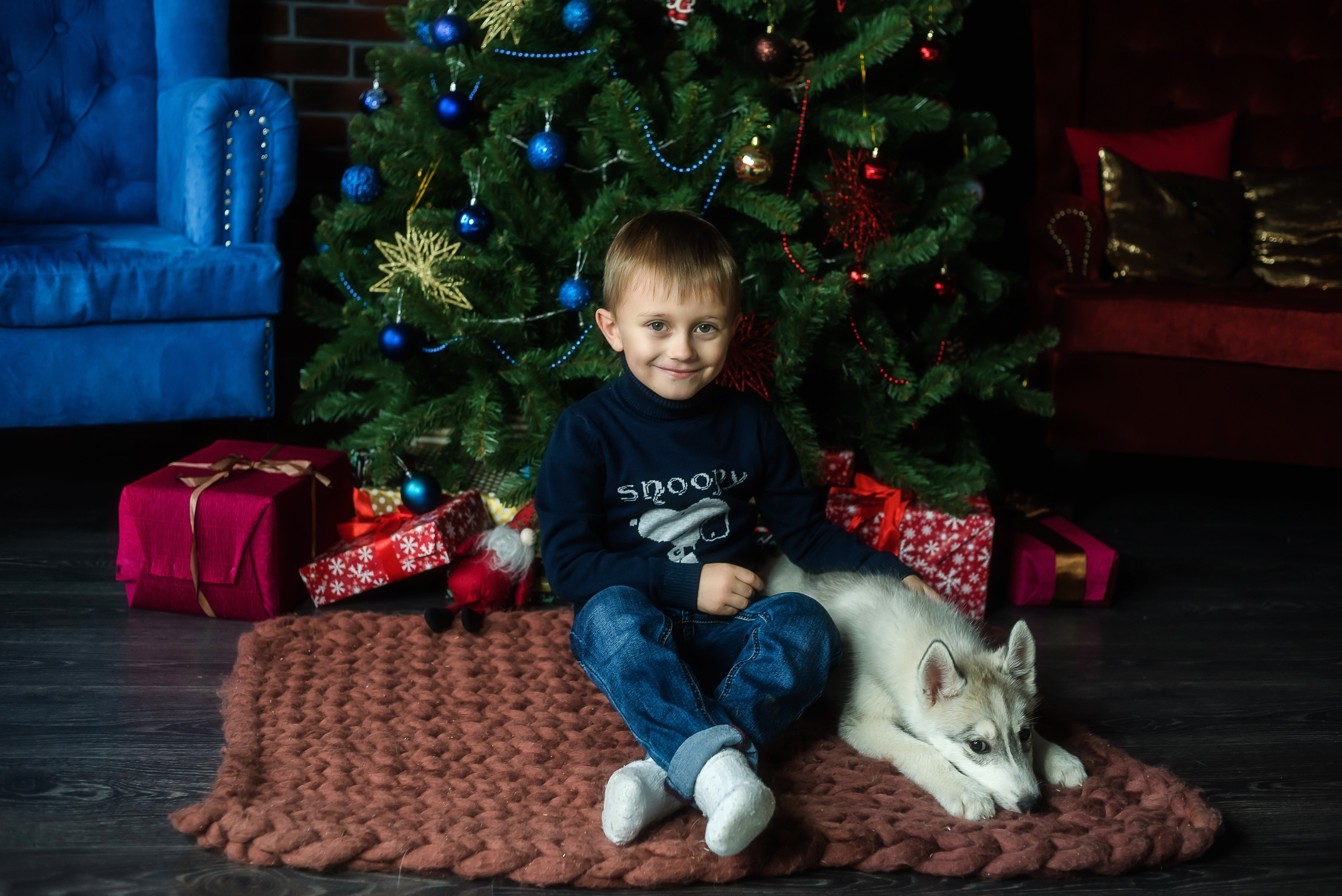 Новогодние фотосессии в Туле. Портретный, семейный, свадебный фотограф. Бизнес, контент съёмка. Тула