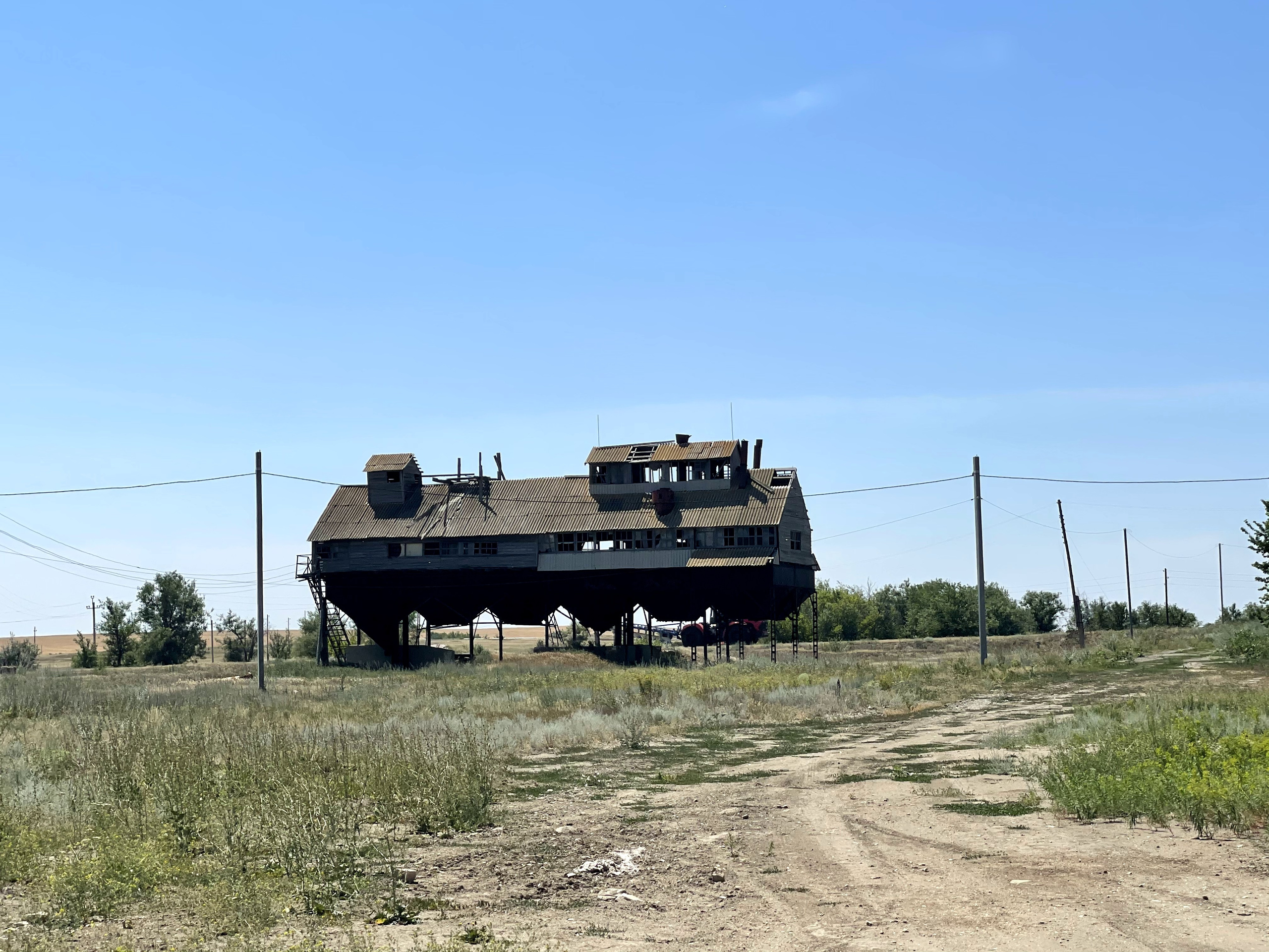 70 300 Зернохранилище. ВИЗУАЛЬНЫЕ И ЗВУКОВЫЕ РЕШЕНИЯ ДЛЯ БИЗНЕСА И СЪЁМОК ТЕЛЕТЕЛА