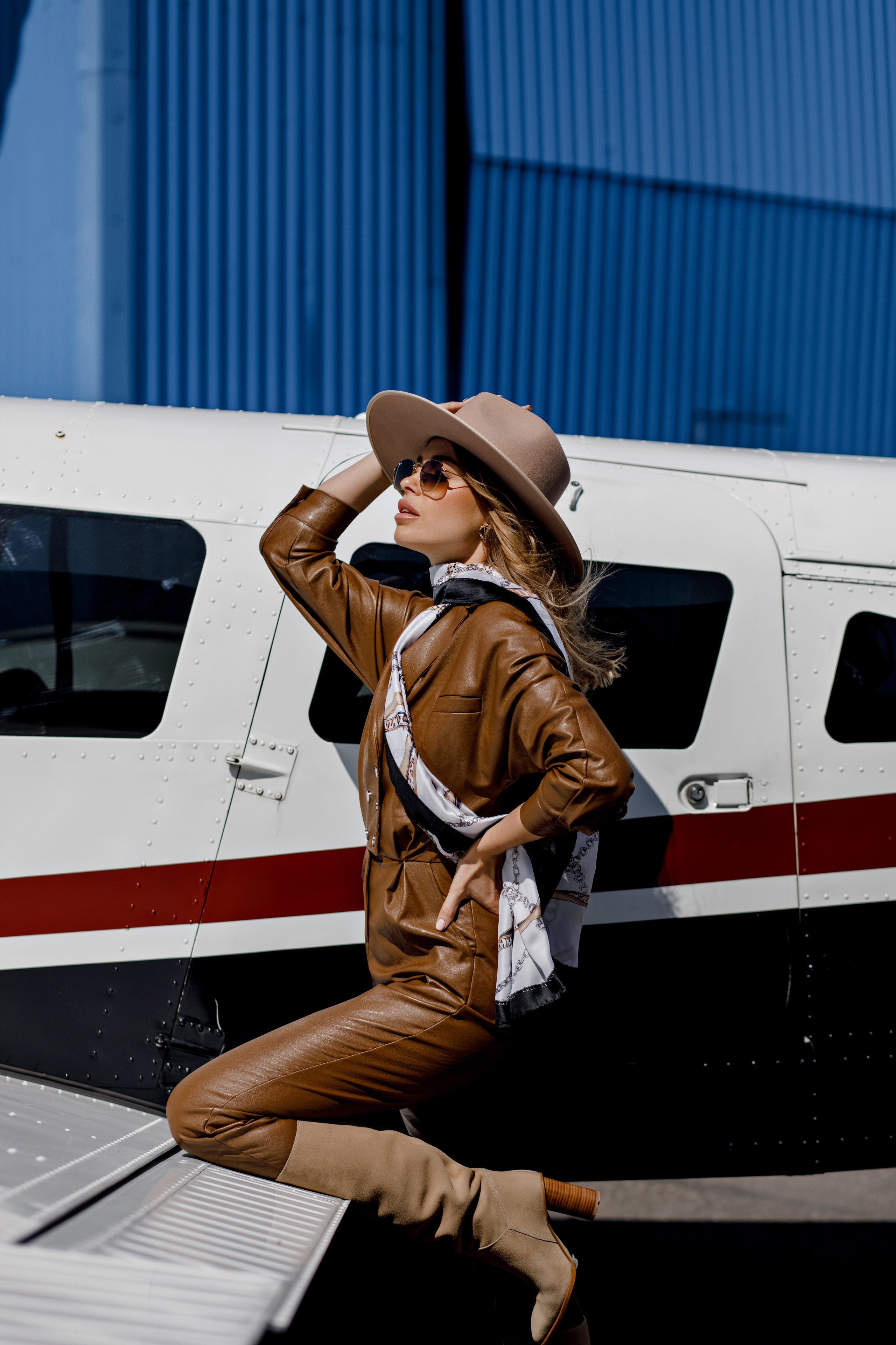 Airplane Kate. NatalieDmi — фотосессия беременности, семейный фотограф, портрет