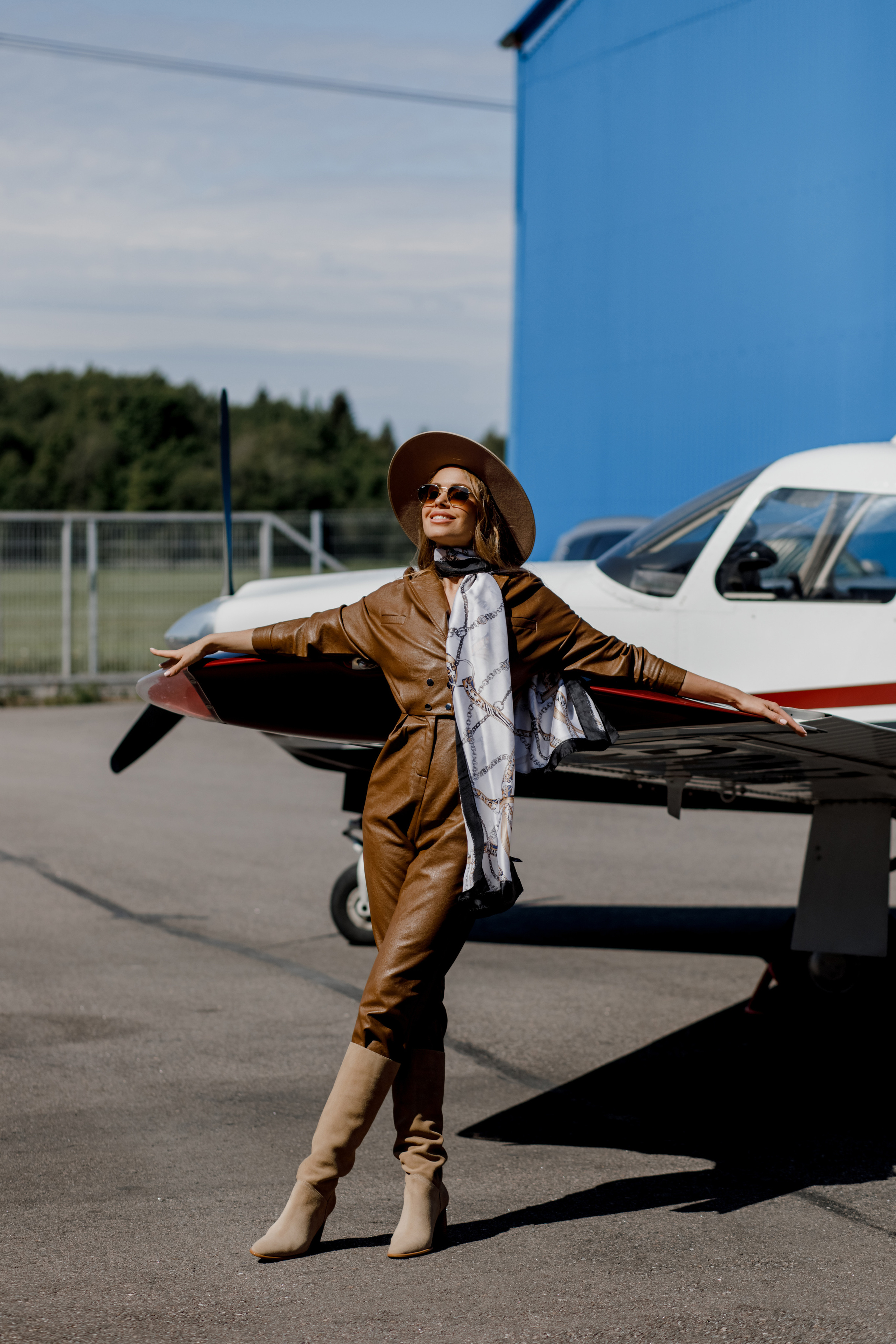 Airplane Kate. NatalieDmi — фотосессия беременности, семейный фотограф, портрет