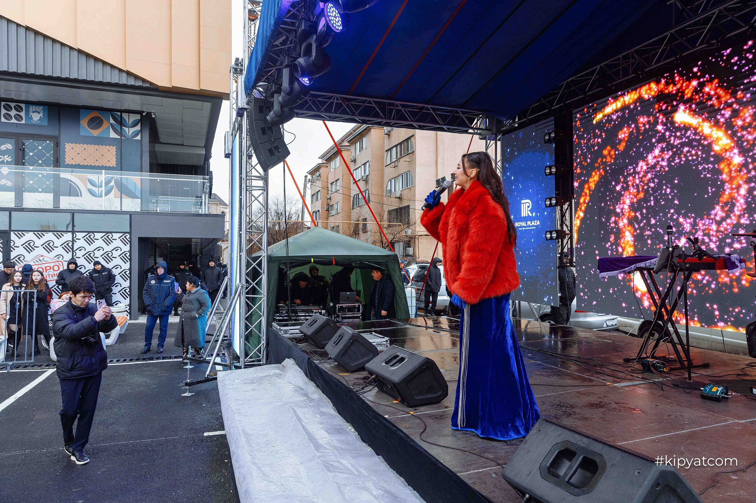 Официальное открытие ТРЦ «Royal Plaza»