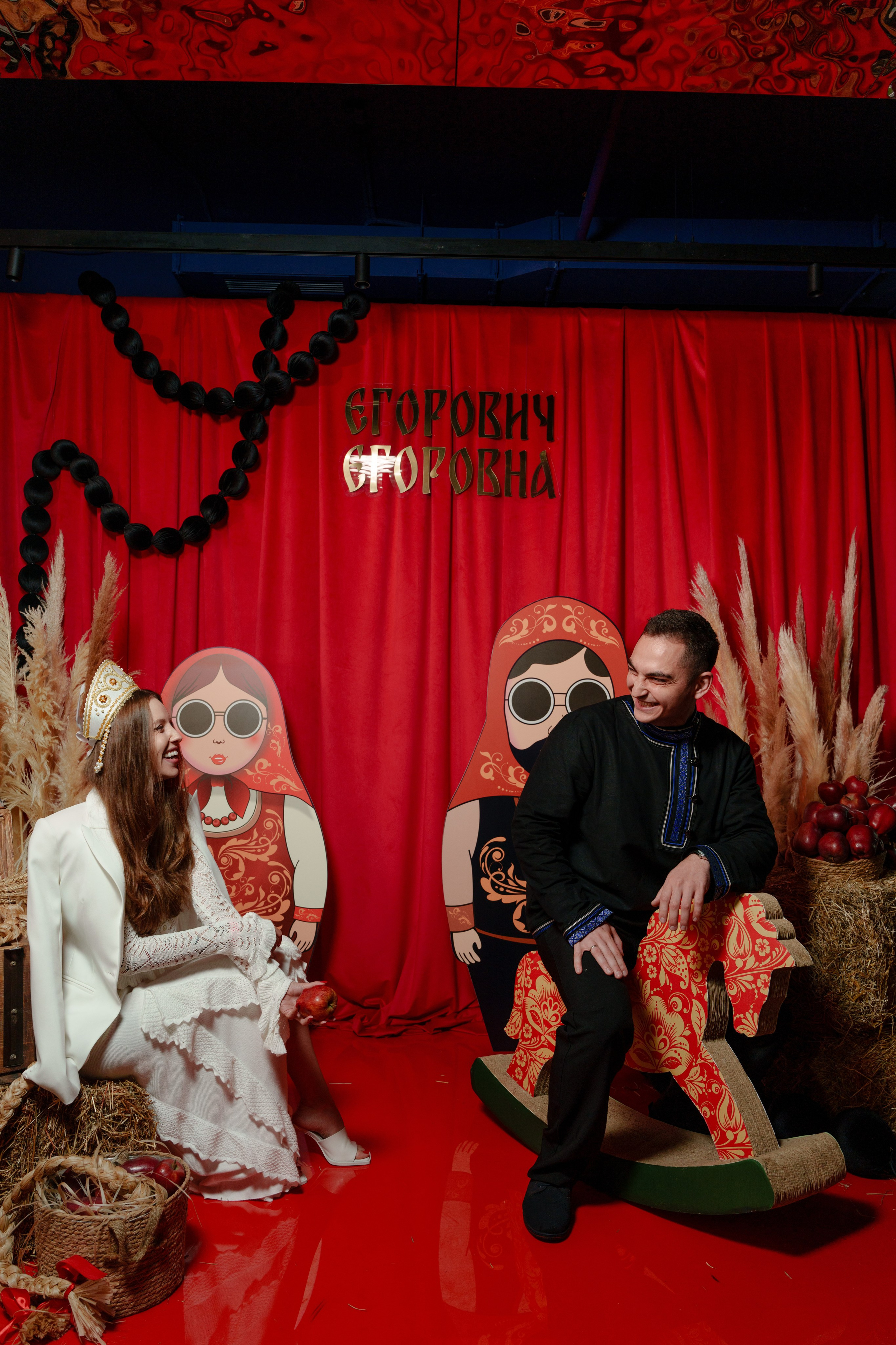 Репортажный фотограф на гендер пати в славянском стиле в Москве. Репортажный фотограф Москва Сергей Дружинин