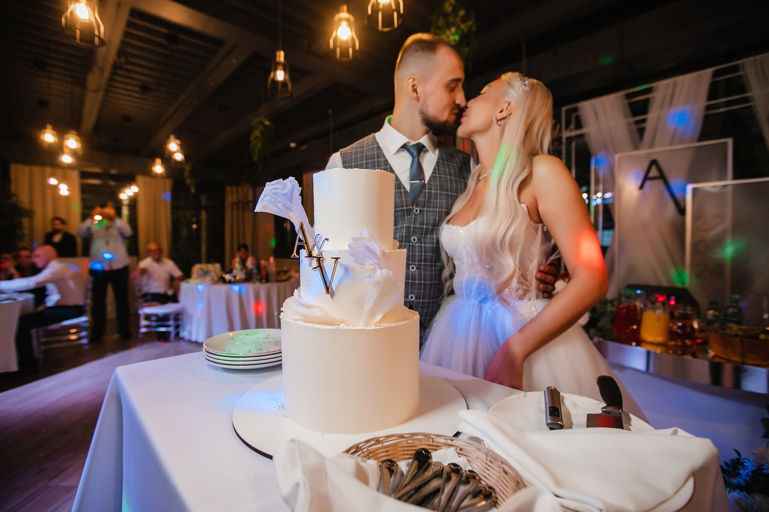 Валерия + Алексей. Роман Урумбаев фотограф Нижневартовск