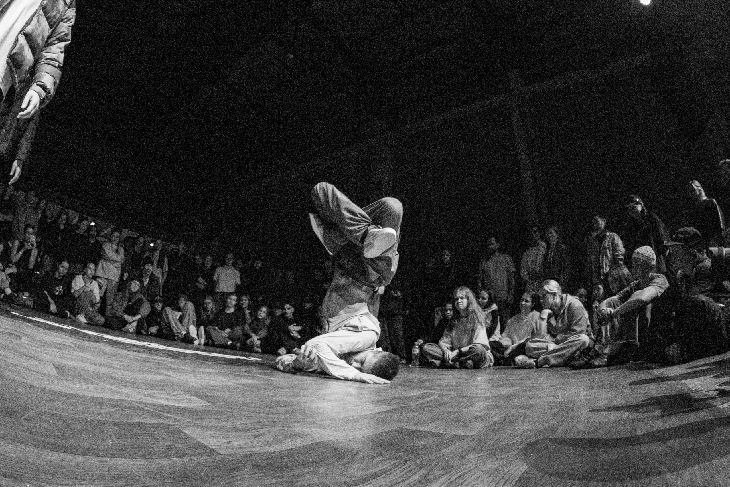 LORDS OF THE UNDERGROUND 27/10/25 (@youlovebu). Соня бу тебя сфоткала