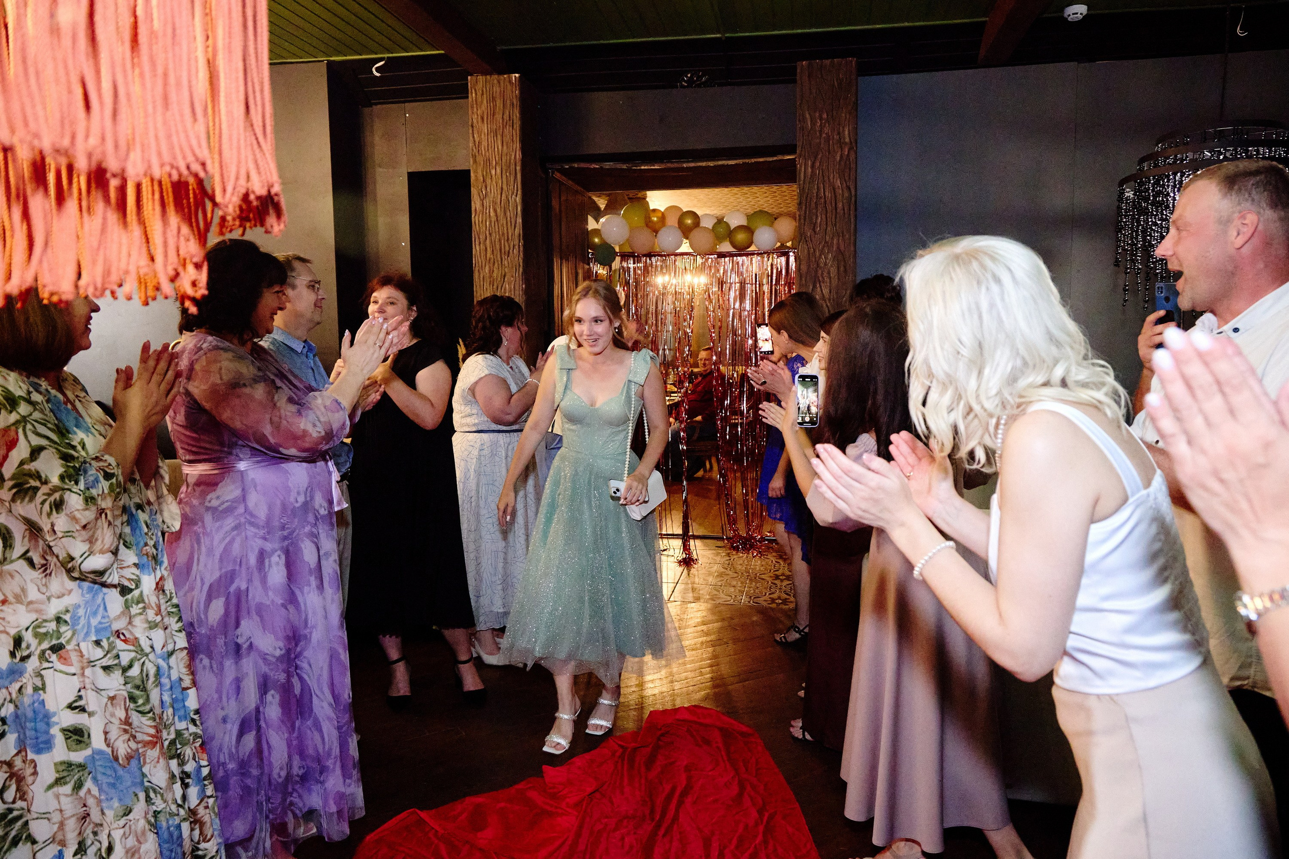 Выпускной 35 Сош. Фотограф Выпускные альбомы Таганрог Сергей Коробченко