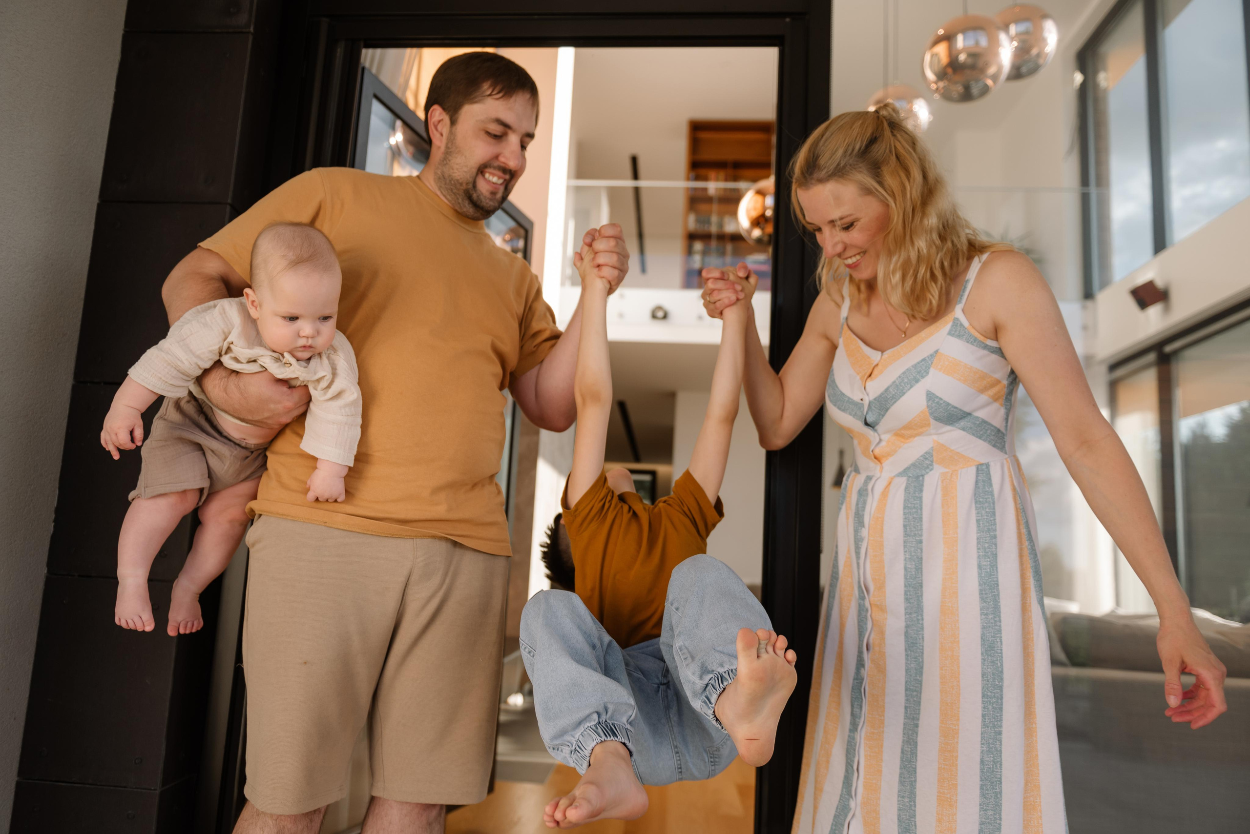 Домашняя семейная фотосессия загородом. Свадебный и семейный фотограф в Санкт-Петербурге Татьяна Пастухова