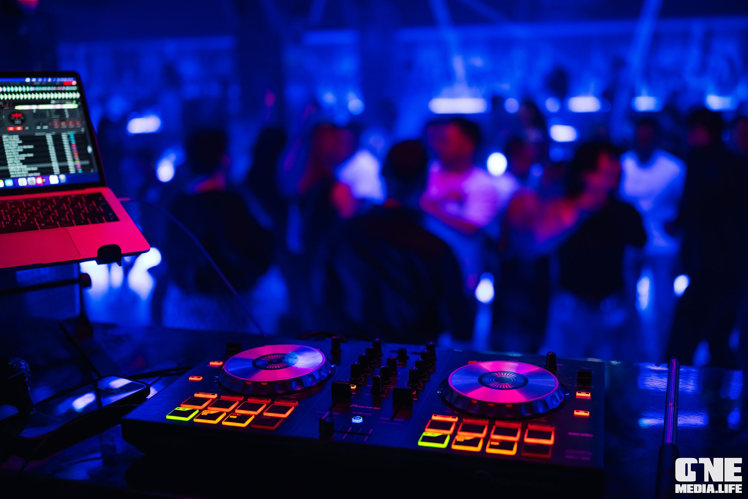 Фоторепортаж из РК Планета. One Media Life: фоторепортажи, фотоотчеты с мероприятий и заведений