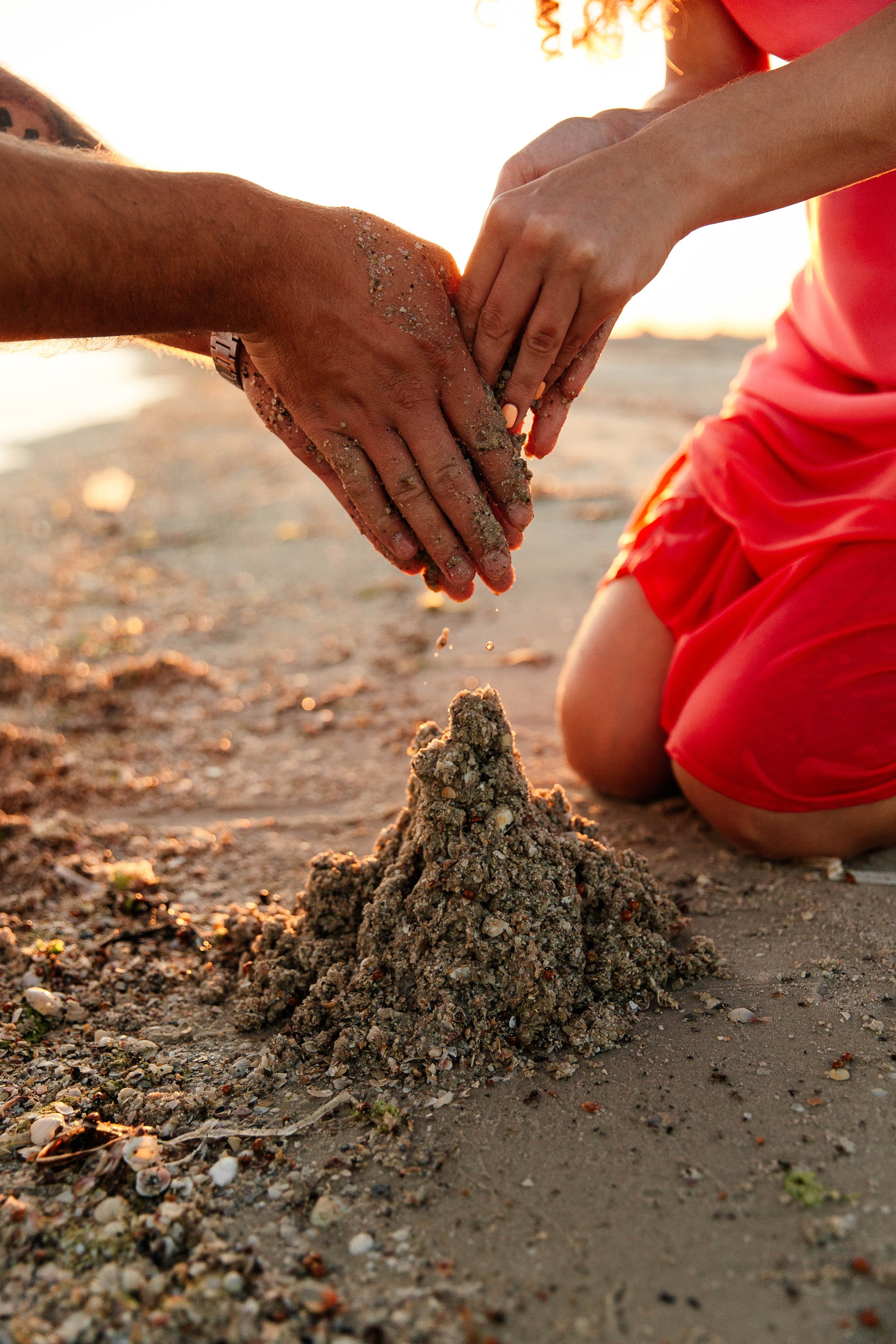 Красивая love story фотосессия на закате у моря. Свадебный фотограф и видеограф Краснодар, Ростов, Сочи, Новороссийск