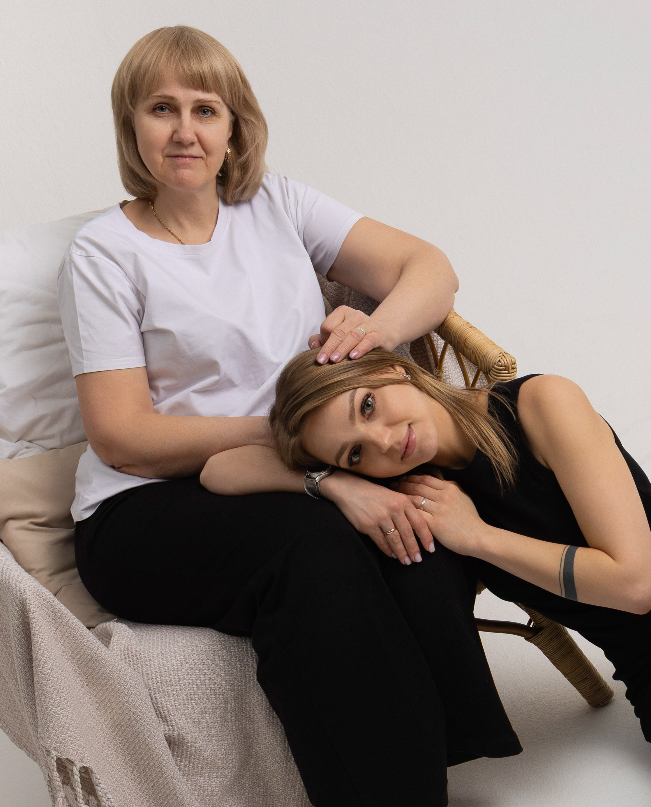 В маминых объятиях…). Портретный, семейный фотограф в Санкт-Петербурге и Ленинградской области Виктория Соловьёва