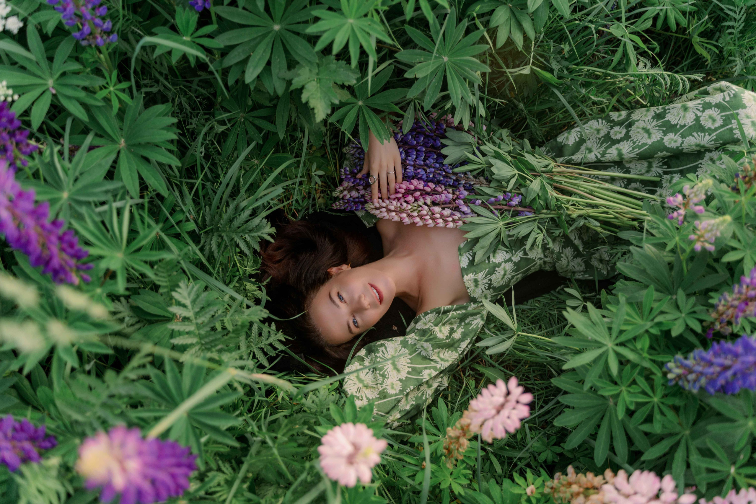 Наташа и люпины. Фотограф и видеограф в Москве и Абу Даби Мария Кулагина