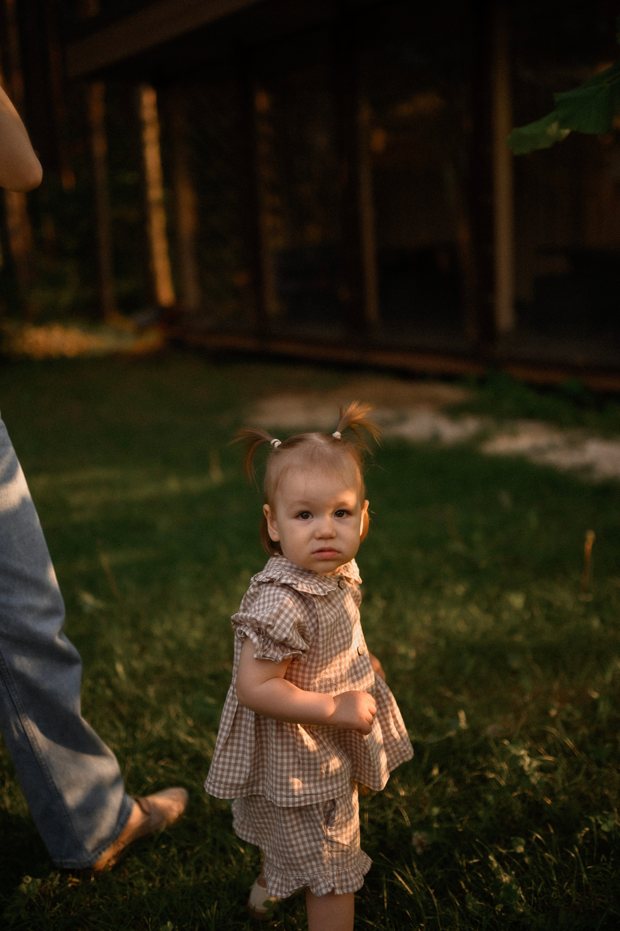 Надя и Алиса в ресторане Кедр. Семейный и свадебный lifestyle-фотограф в Москве Мария Петрова