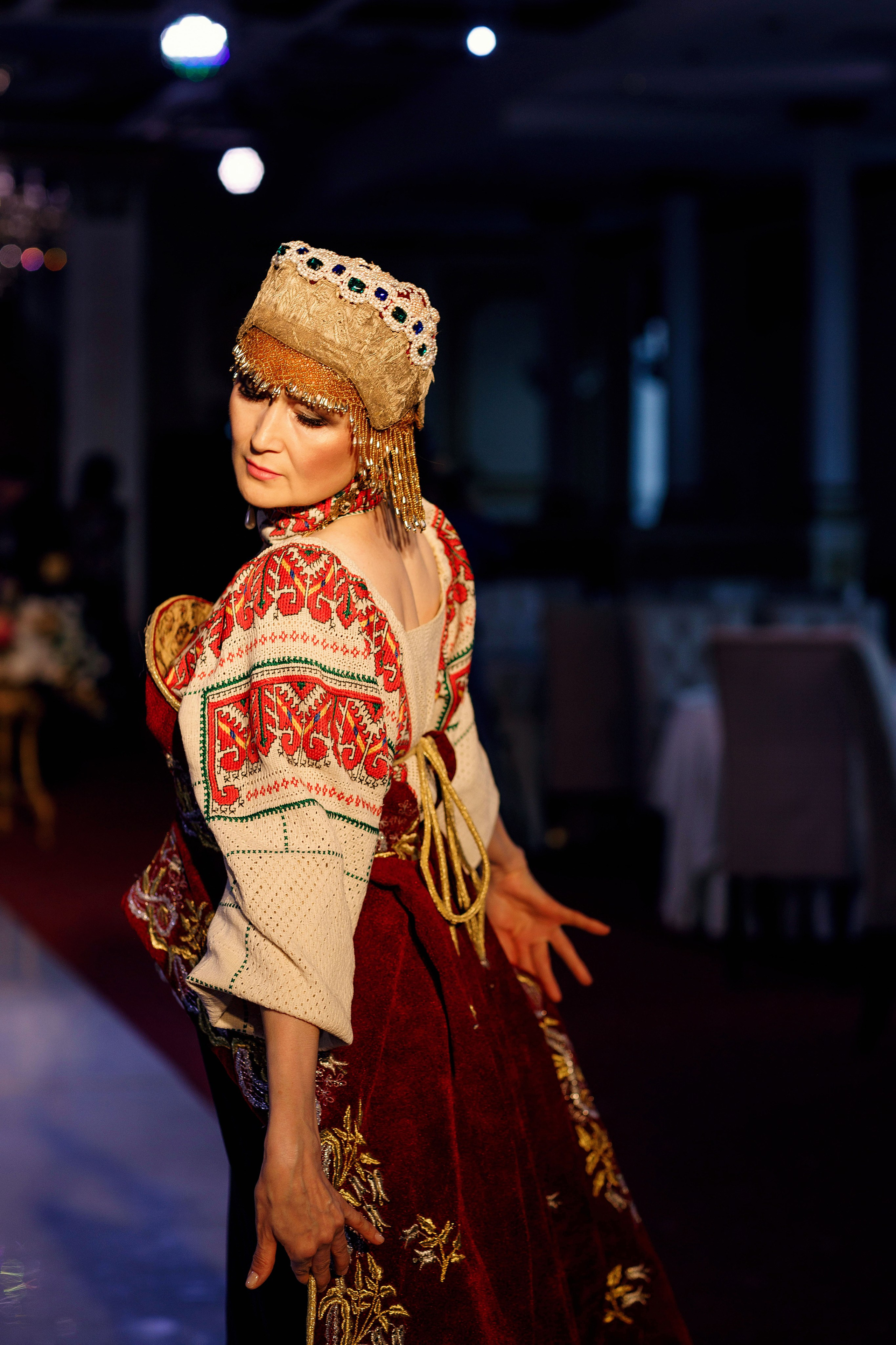 Показ коллекции Игоря Дадиани — 2023.04.01. Портретный и репортажный фотограф в Чебоксарах Андриян Чаркин