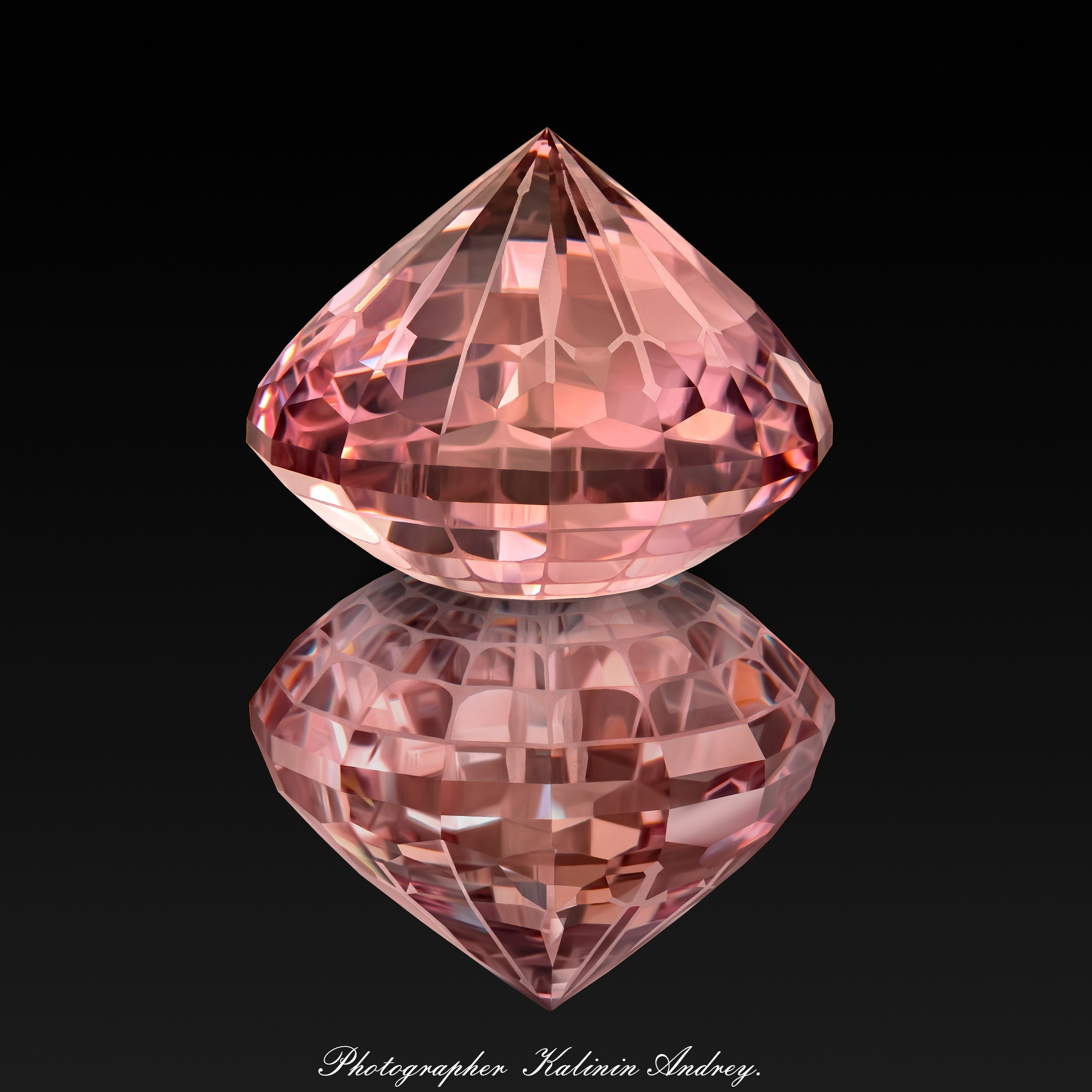 Профессиональная уникальная рекламная фотосъёмка драгоценных в Москве  тел +7 966-003-13-07. Высококачественная профессиональная рекламная фотосъёмка ювелирных украшений, драгоценных камней в Москве. Обучение, консультация