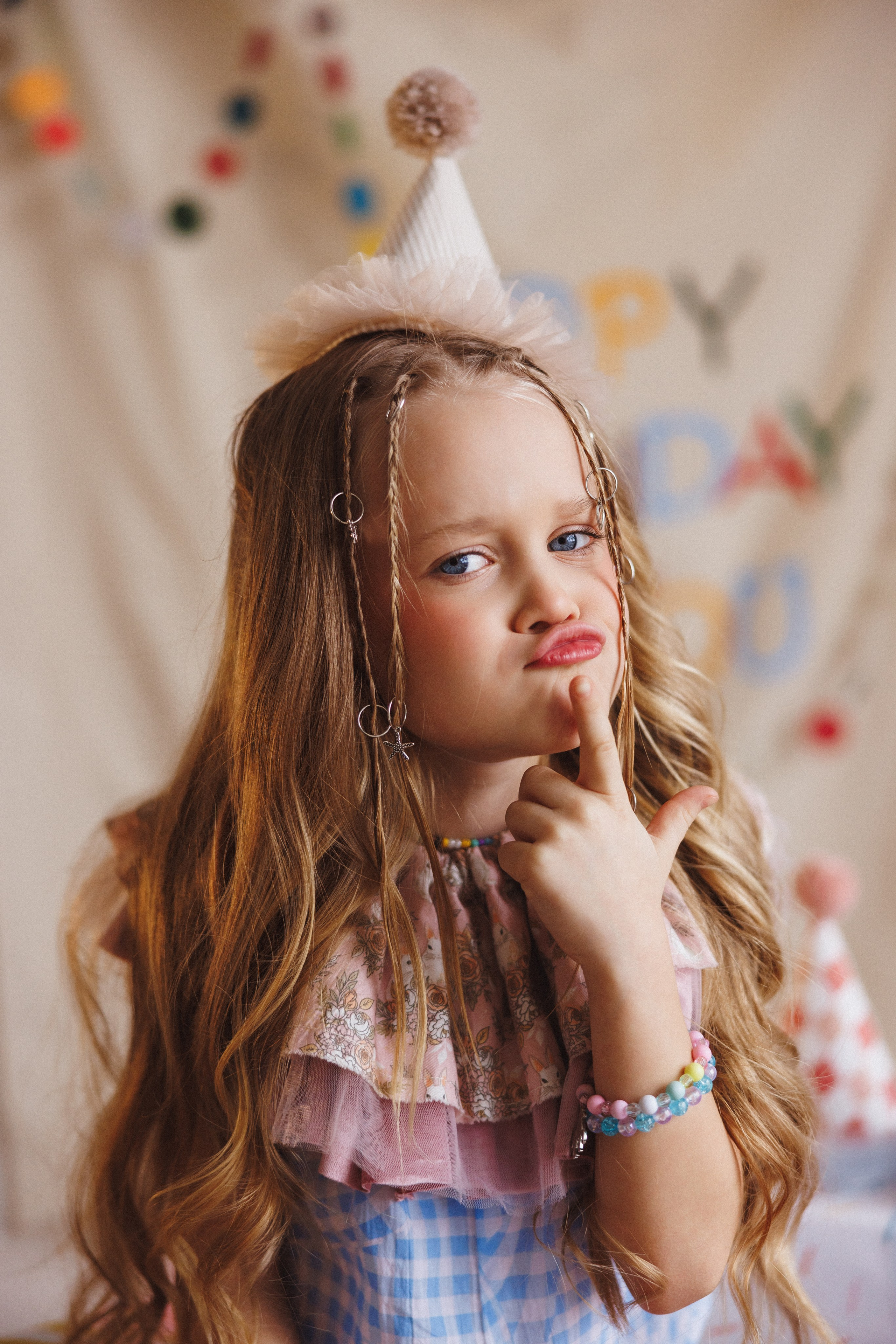 Яркая, весёлая фотосессия к Дню рождения. Фотостудия «Mestone», город Краснодар. Семейный и детский фотограф в Краснодаре Анна Трашкова