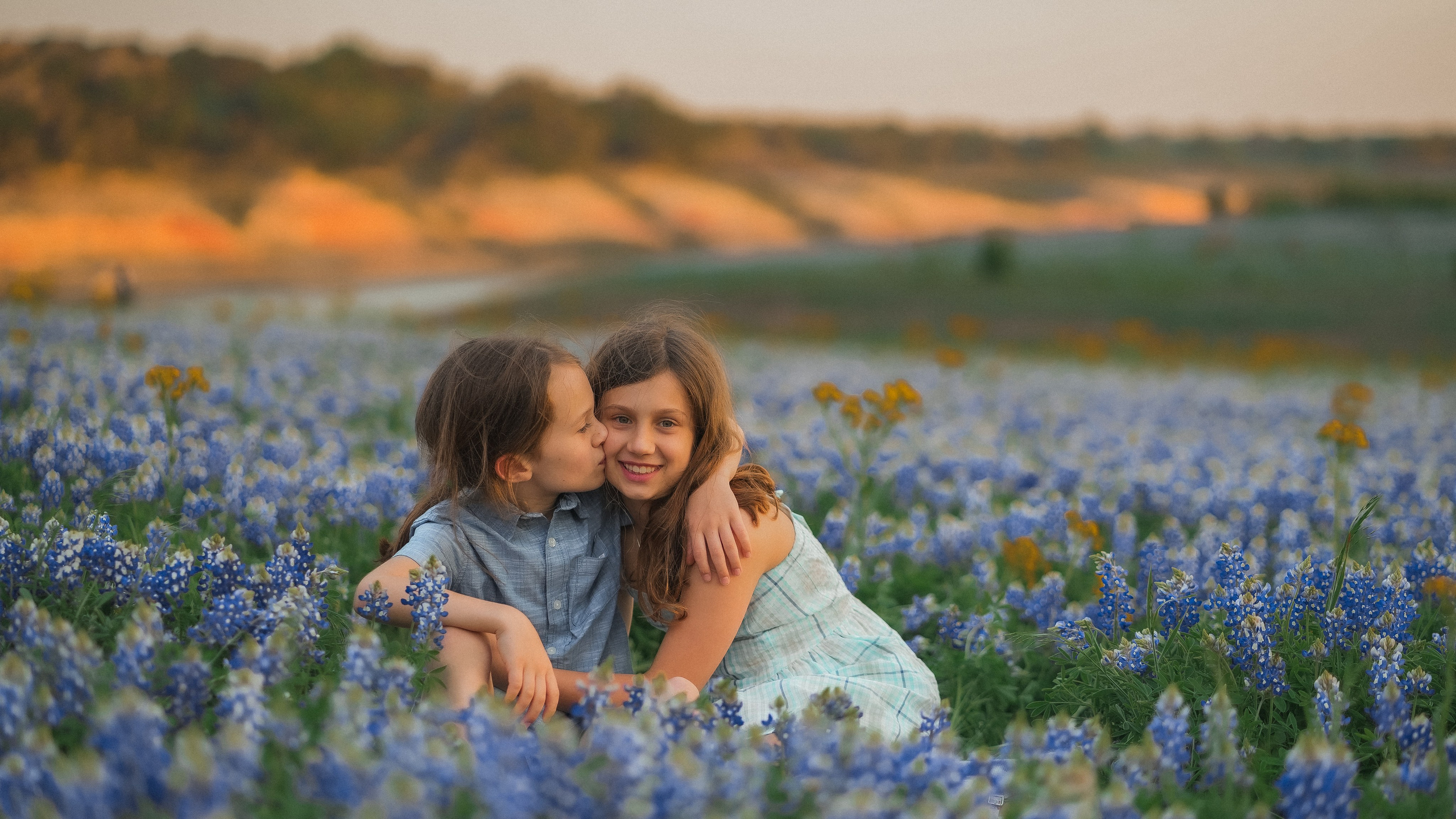 Bluebonnet photo sessions | Stunning Texas wildflower portraits | Anny Smirnova