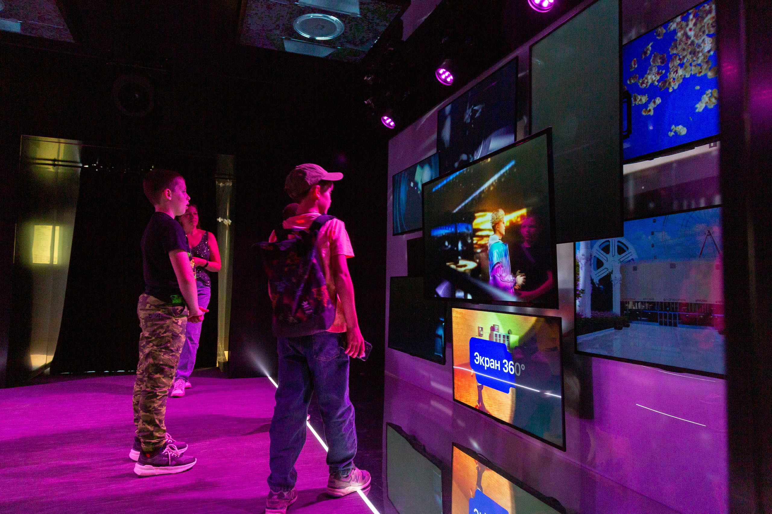 DIT | Цифровые Технологии Москвы. Профессиональная фотосъемка в Москве