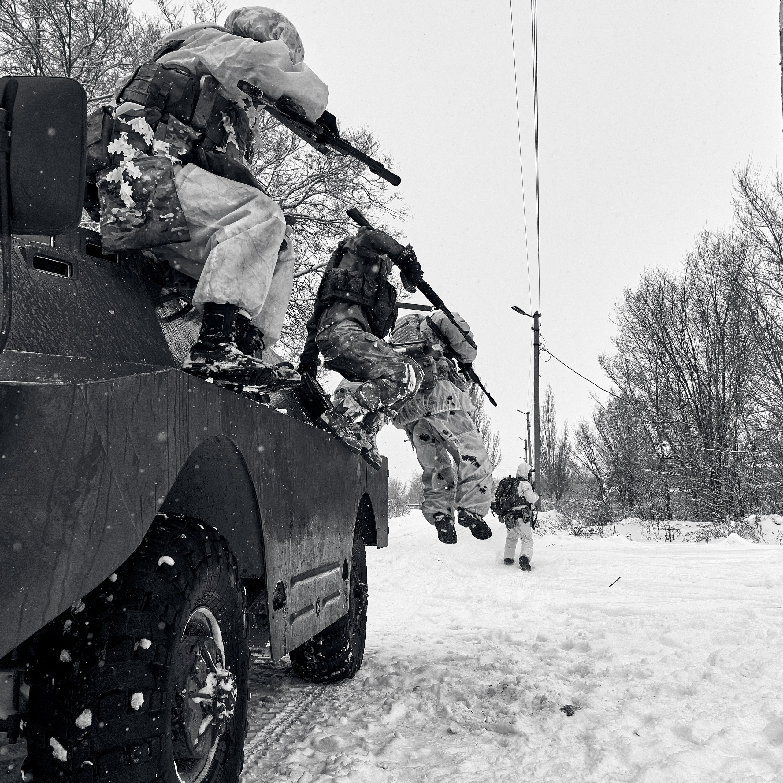Военная фотогалерея | Эксклюзивные кадры. Артур Емельянов — Военный фотограф