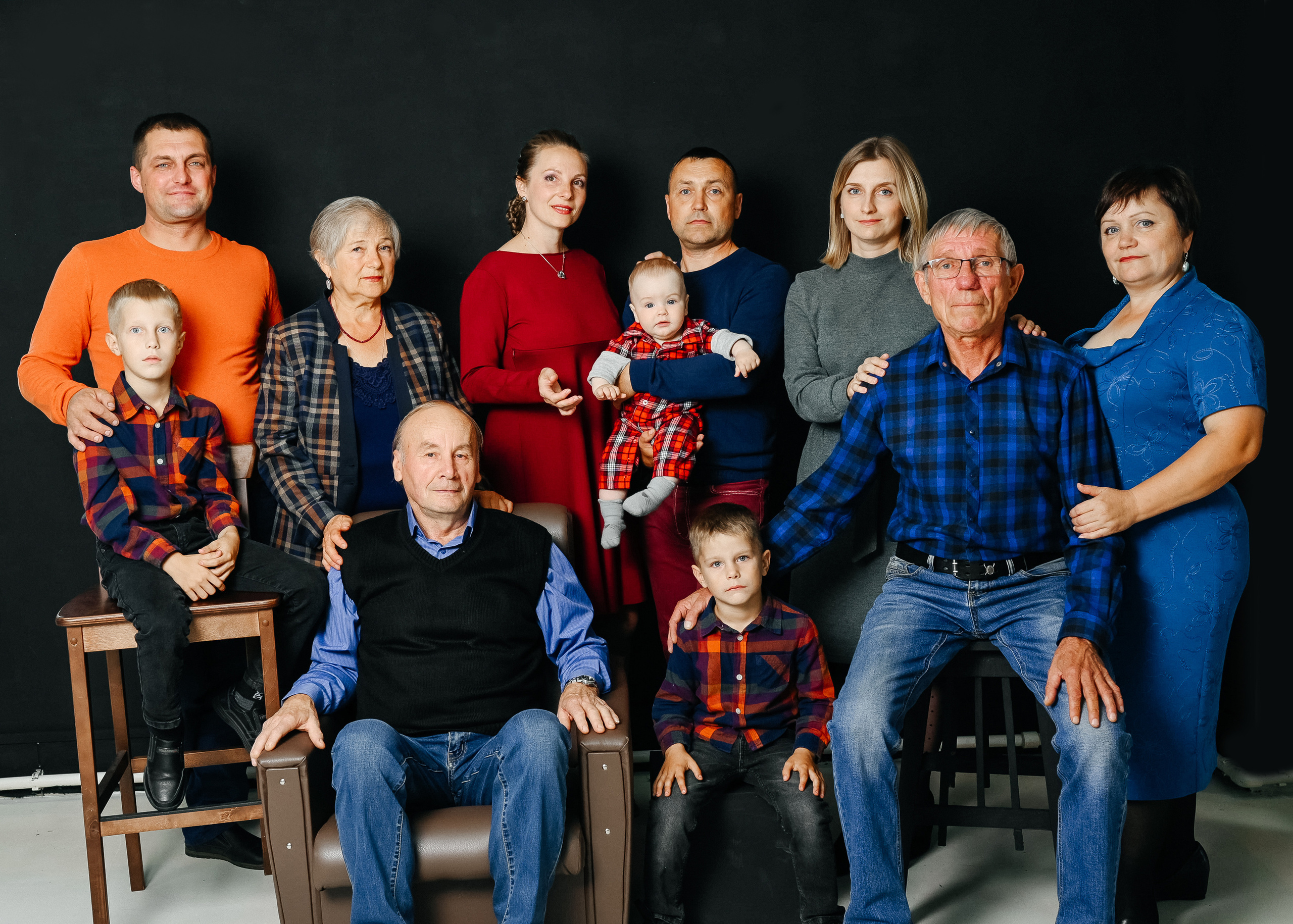 Интерьерная в студии. Свадебный, семейный и школьный фотограф в Бийске Ксения Мамаева