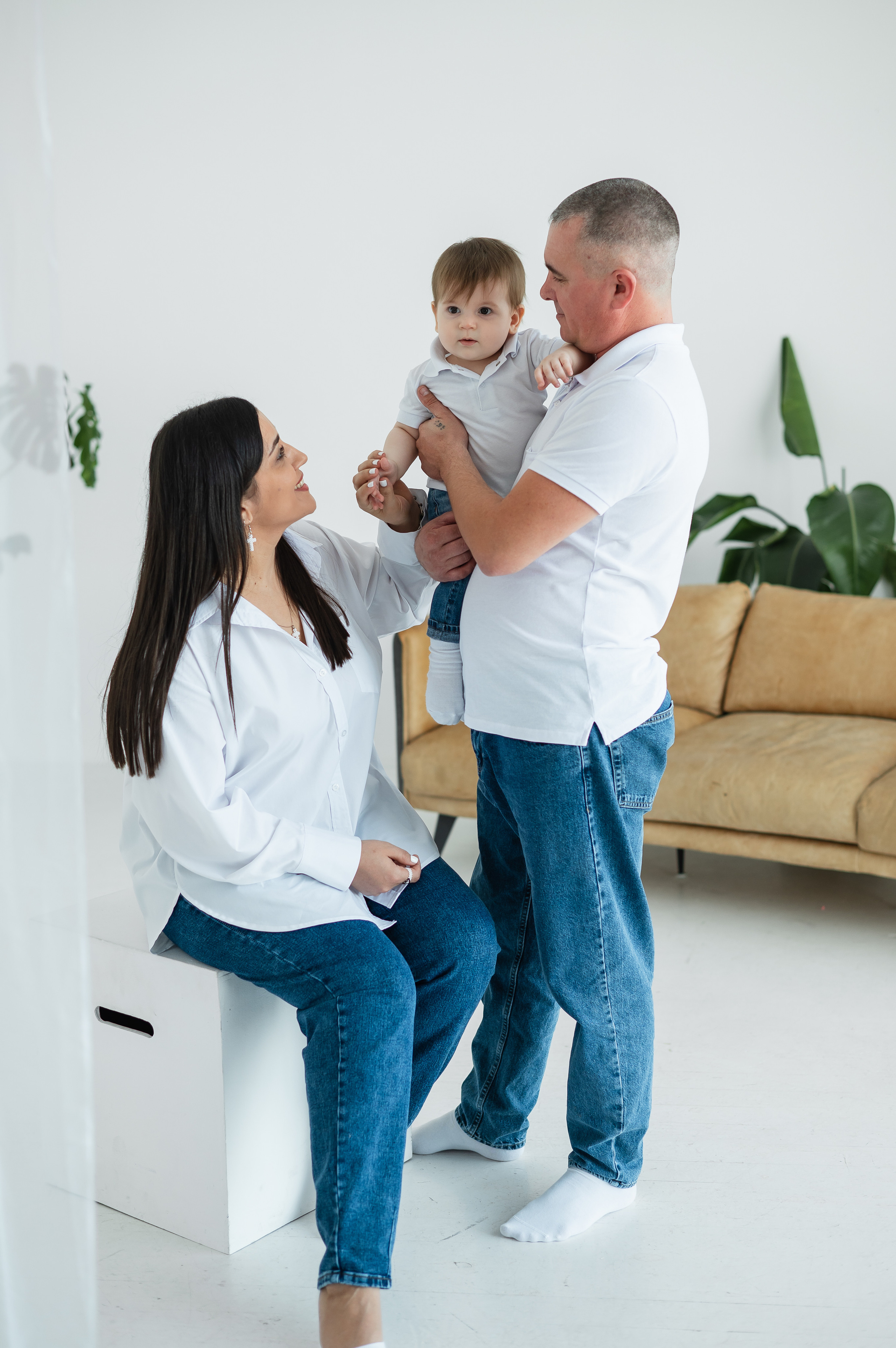 Интерьерная в студии. Свадебный, семейный и школьный фотограф в Бийске Ксения Мамаева