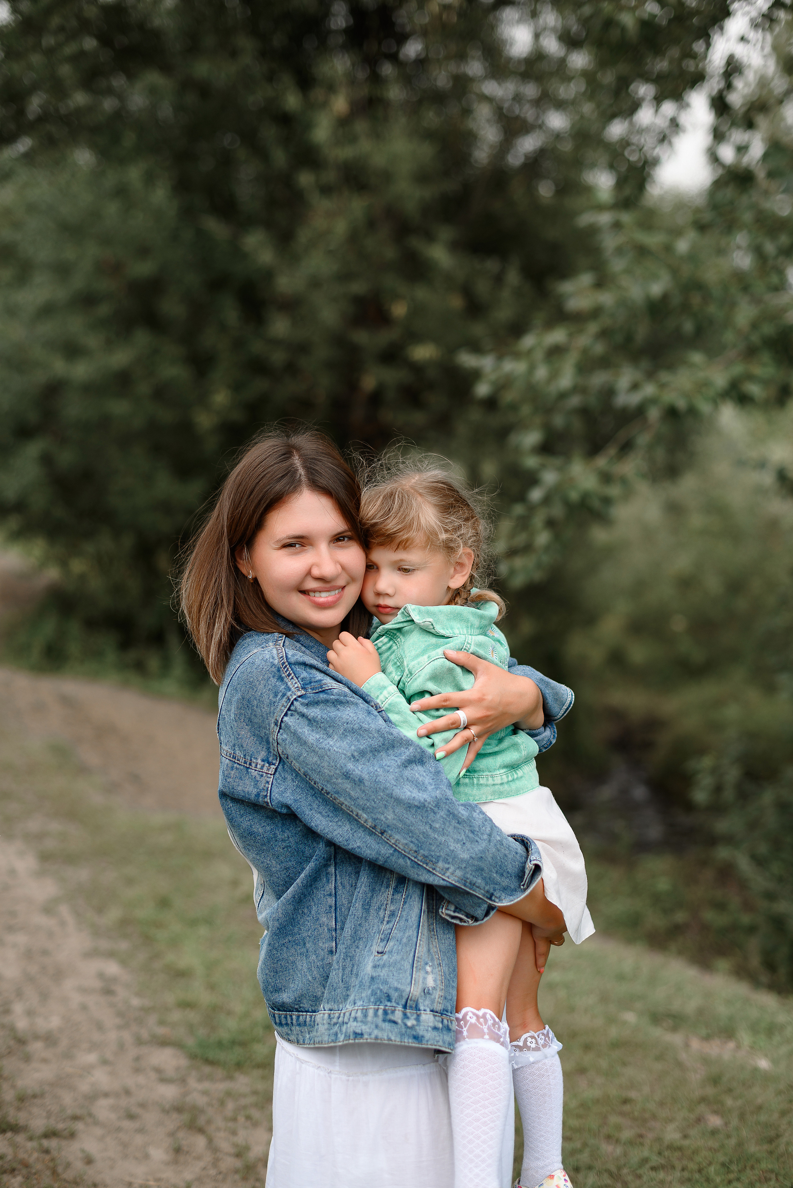 Семейная фотосессия на природе. Свадебный, семейный и школьный фотограф в Бийске Ксения Мамаева