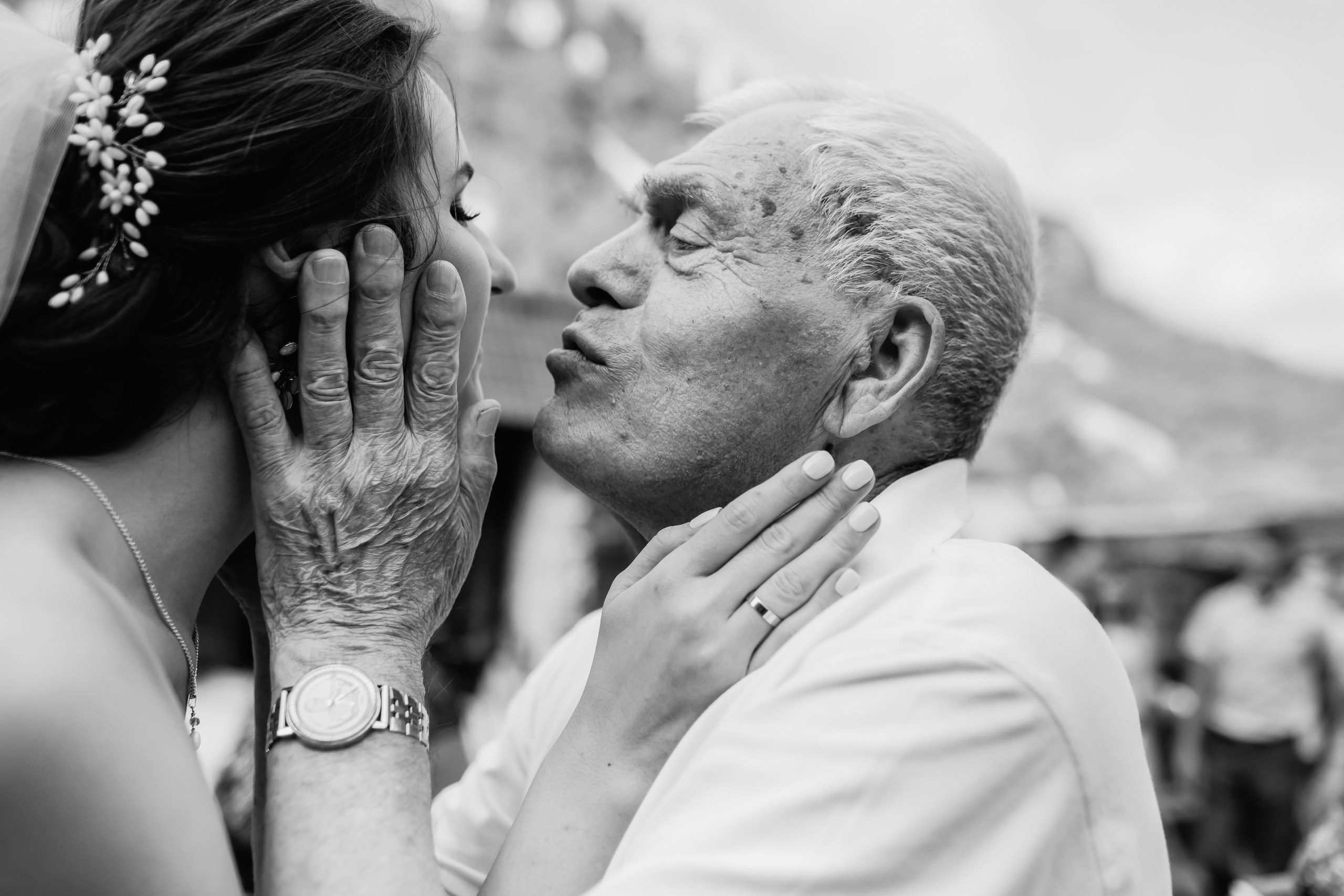 Свадебные фотографии. Фотограф в Крыму — Федор зайцев. Свадебная, семейная и портретная съёмка. Фотографии для контента, для бизнеса. Корпоративная съёмка