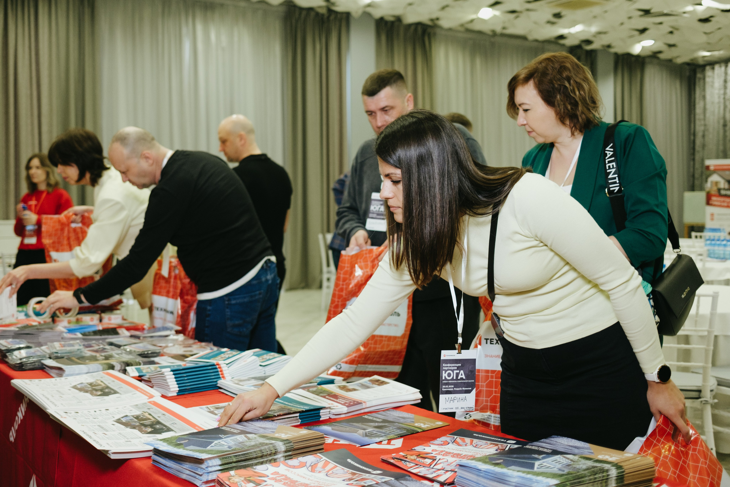 ТЕХНОНИКОЛЬ | КОНФЕРЕНЦИЯ ПАРТНЕРОВ ЮГА. Свадебный фотограф Денис Ожигин в Краснодаре и крае. Эмоциональная и стильная съемка вашего дня