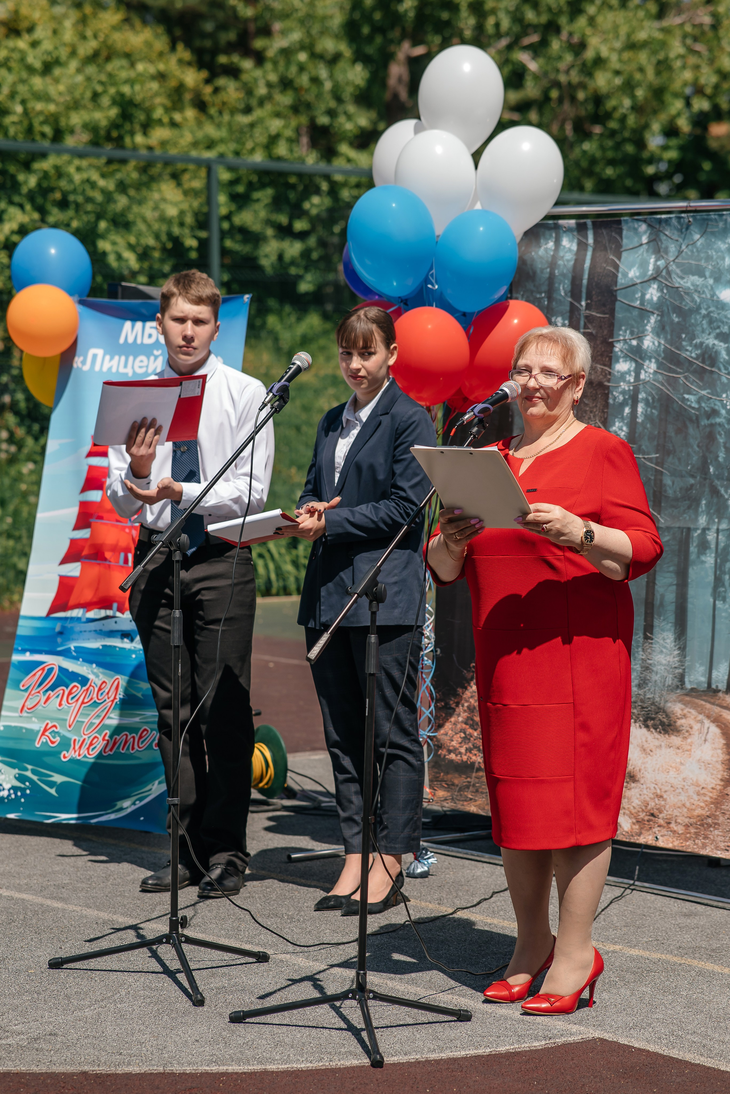 Последний звонок Лицей № 3. Свадебный фотограф Елена Рякина