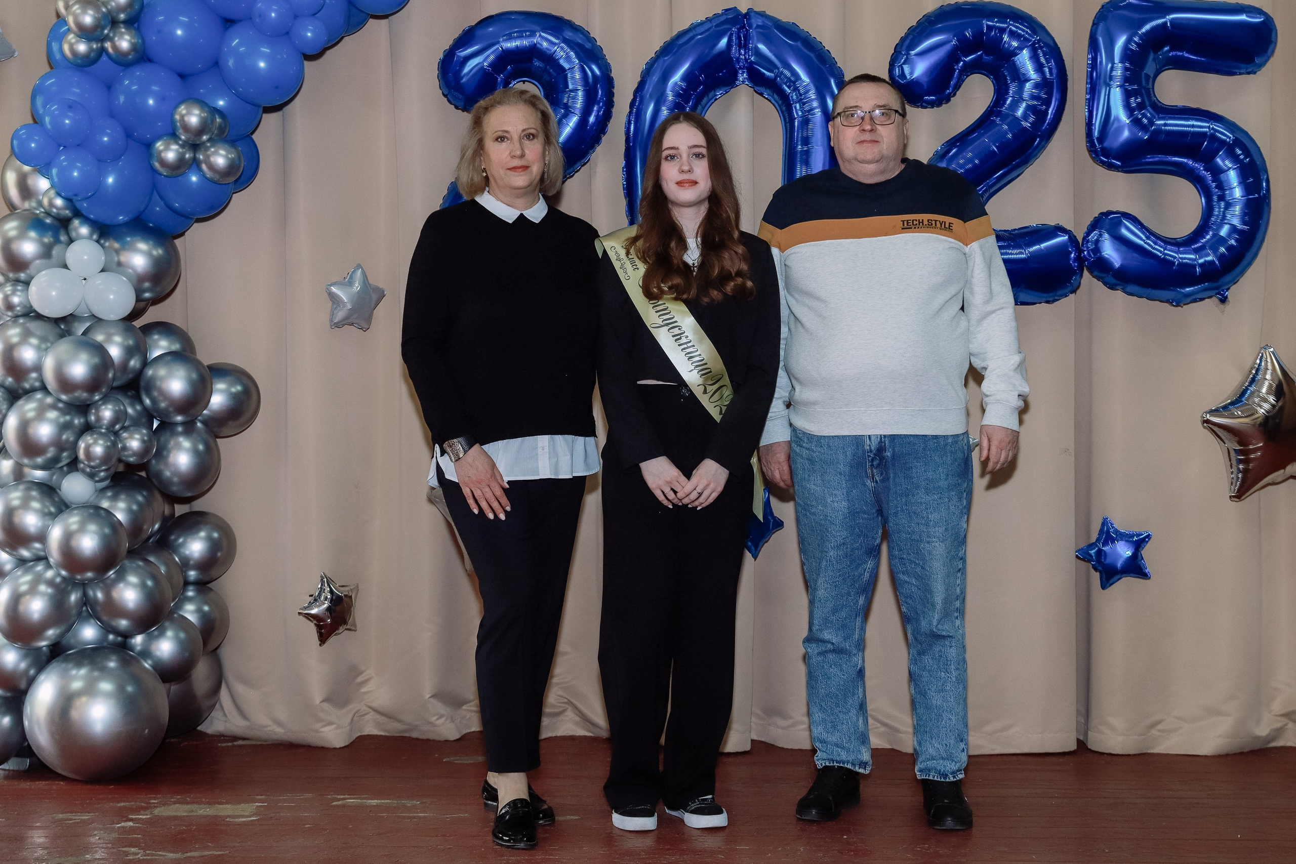 Последний звонок 9 кл № 26. Фотограф Юлия Мальцева