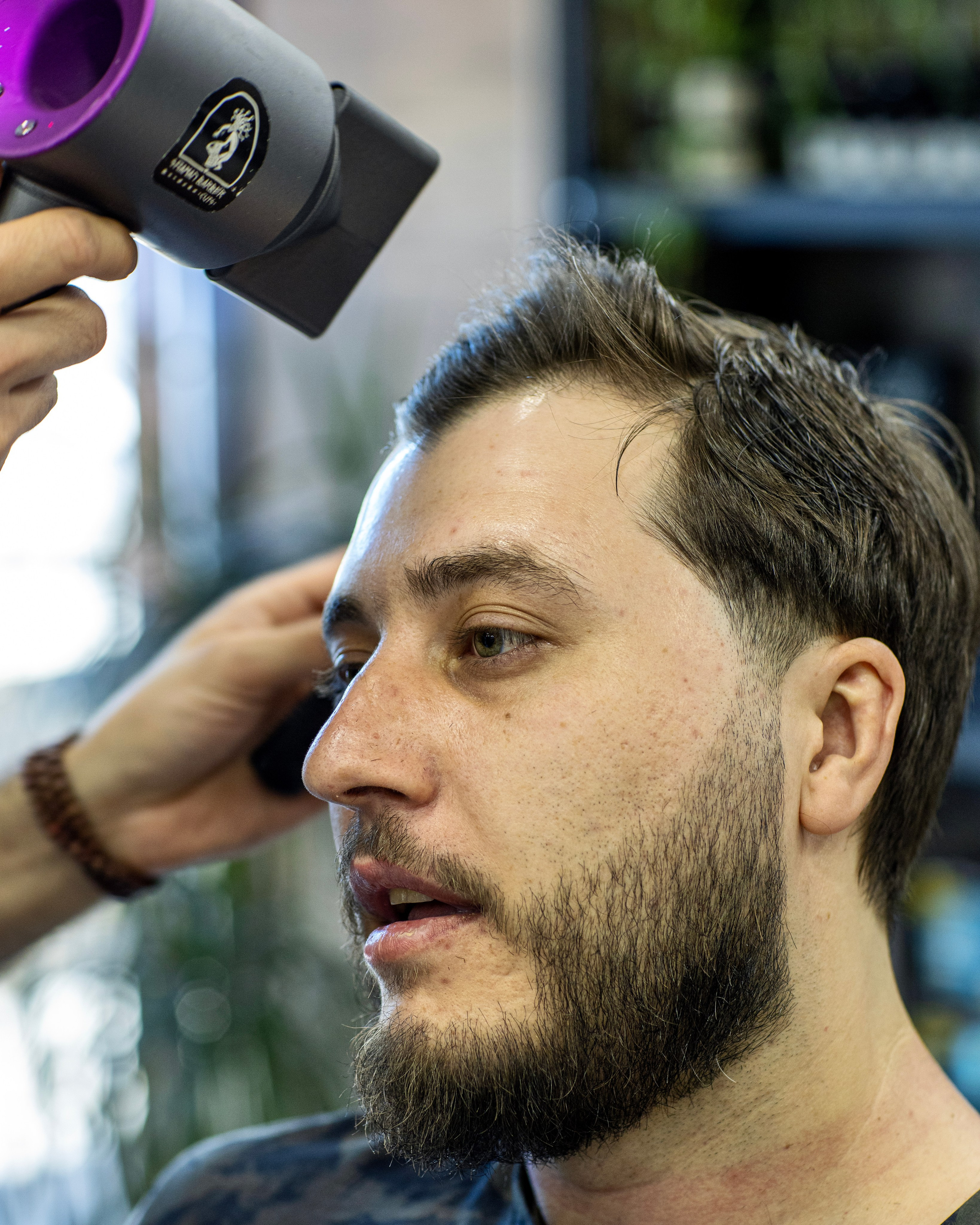 Барбершоп"Mens HUB». Медиапродюсер, фотограф в Минеральных Водах —Виктор Холодов