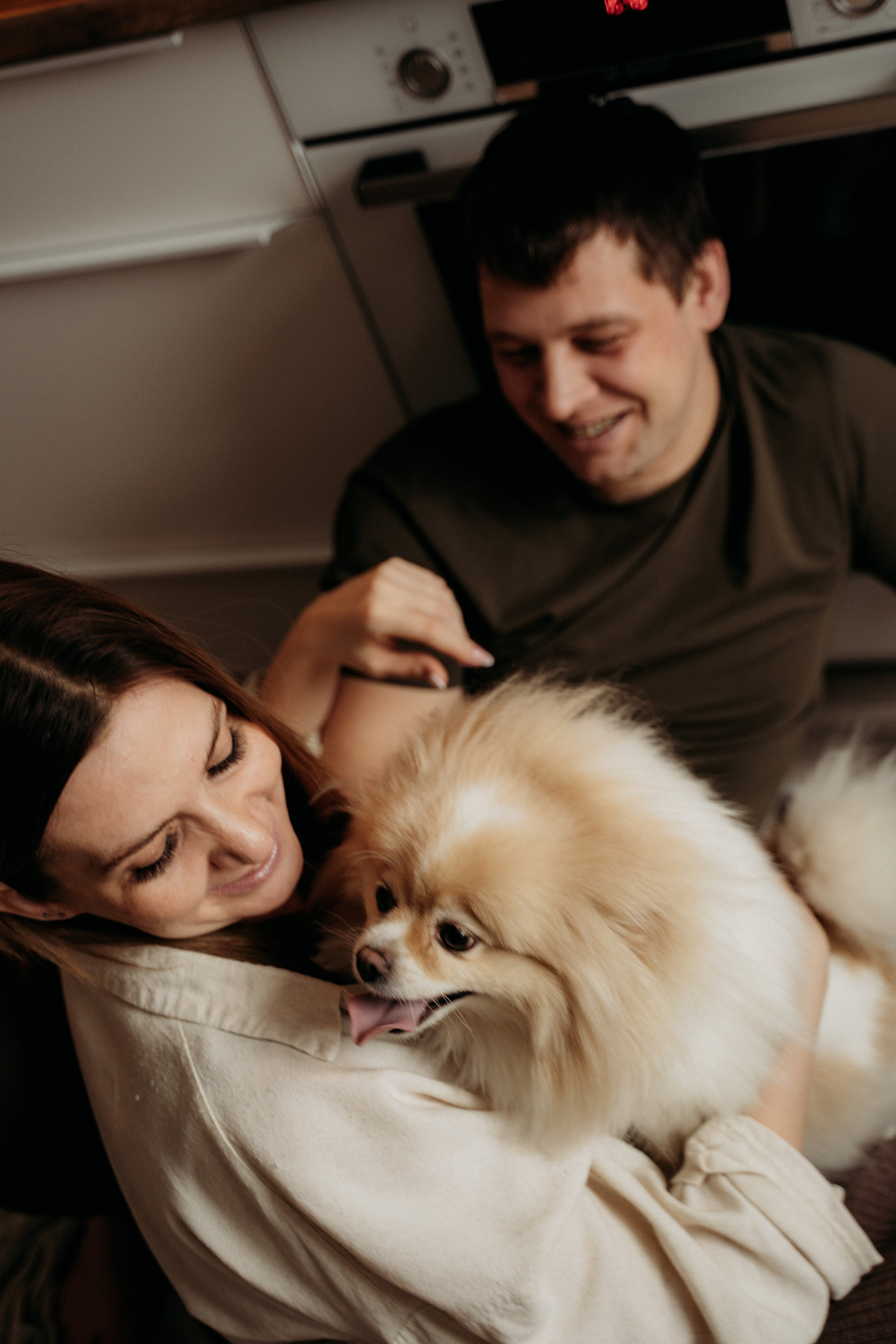 Семья на кухне