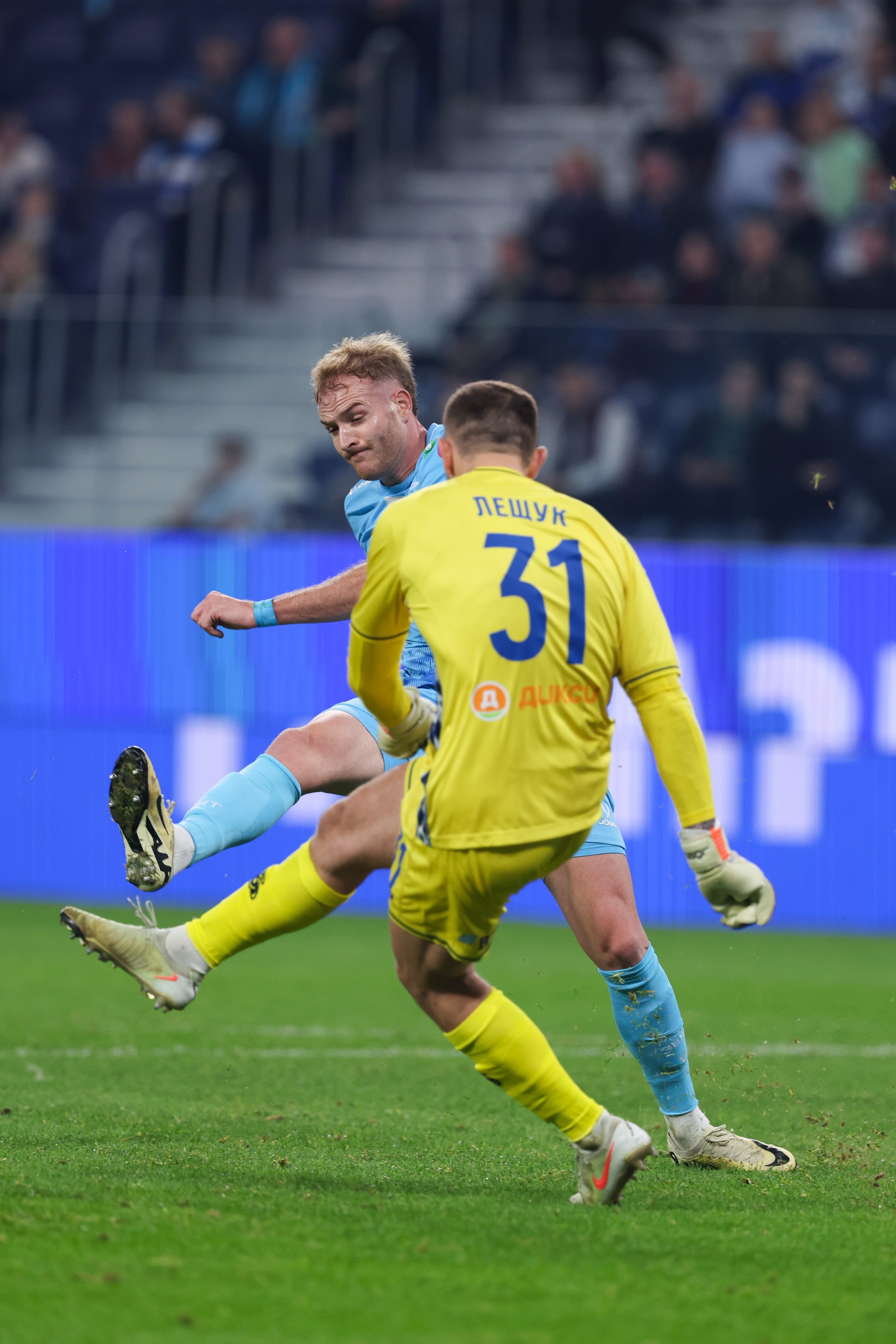ФК «Зенит — ФК «Динамо» Москва 05.11.2025. Спортивный и репортажный фотограф Антон Тереханов