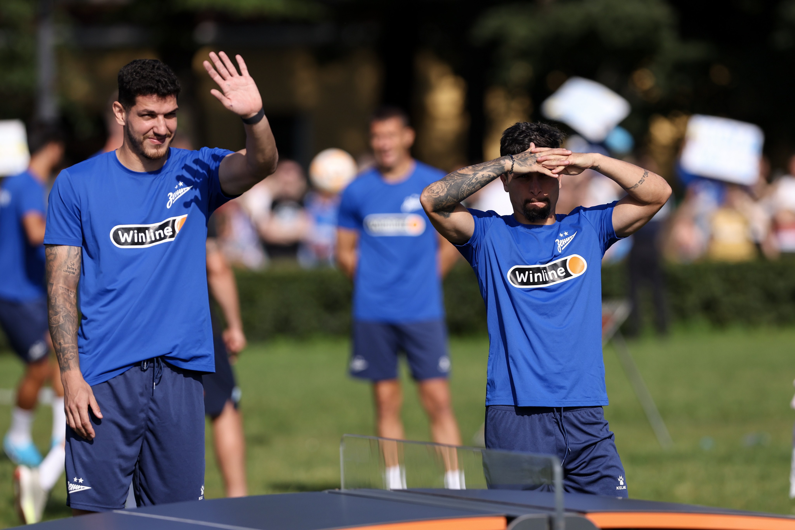 Открытая тренировка ФК «Зенит» Санкт-Петербург. Спортивный и репортажный фотограф Антон Тереханов