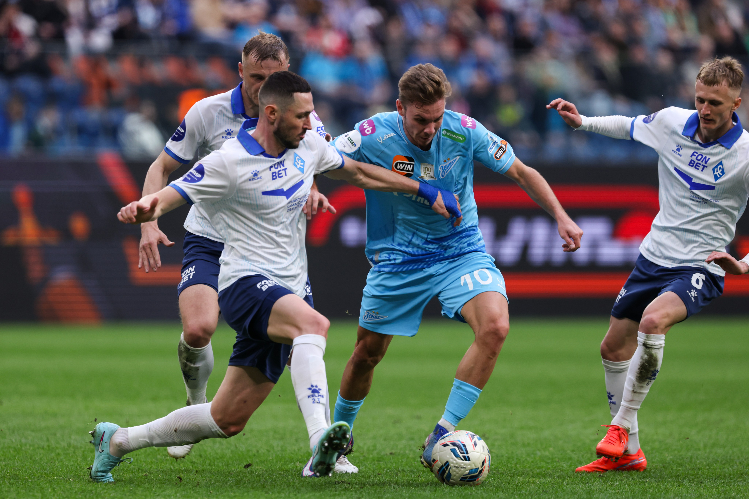 ФК «Зенит» — ФК «Крылья советов». Спортивный и репортажный фотограф Антон Тереханов