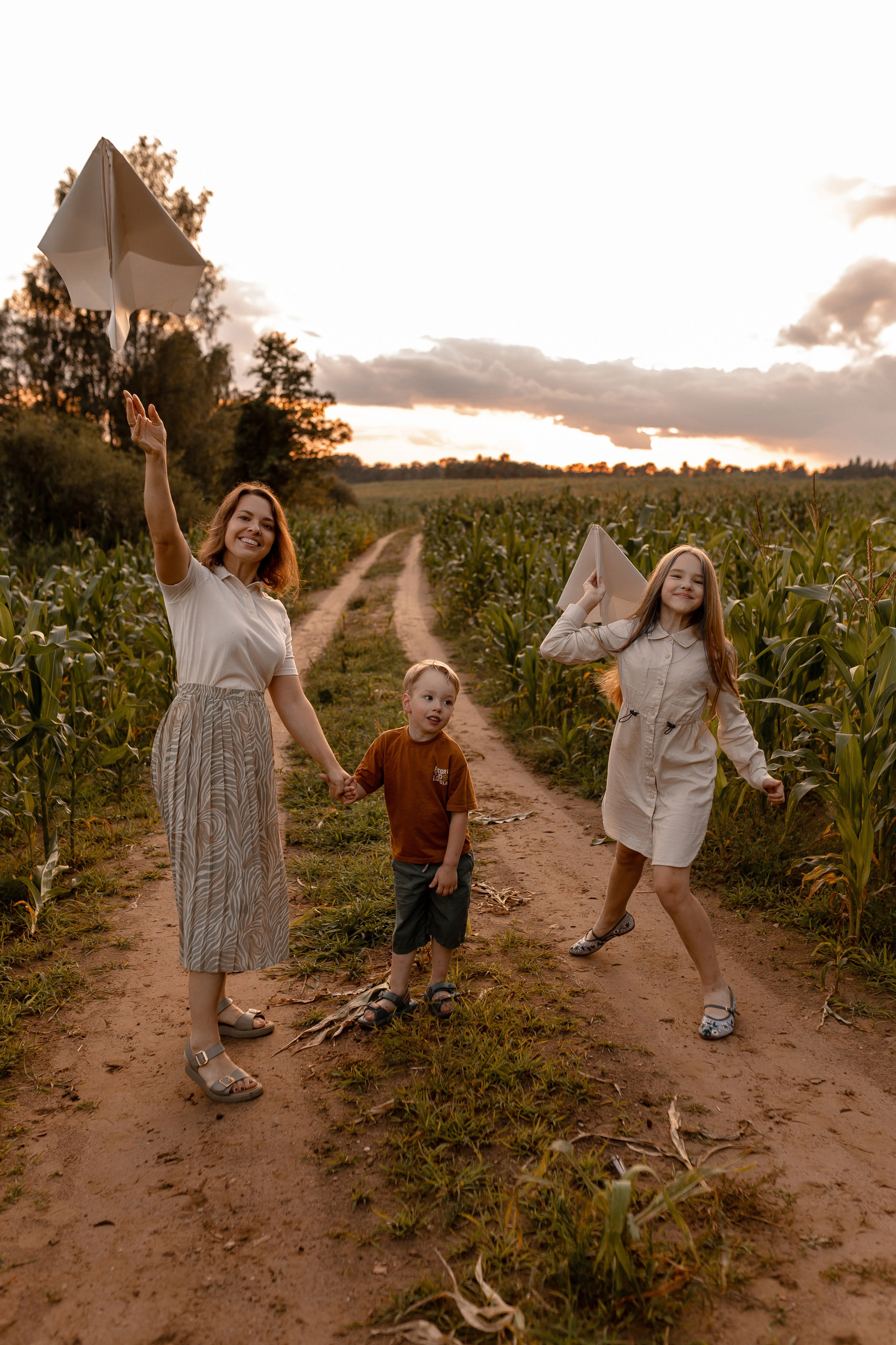 Мария, Илья, Алиса, Константин. Свадебный фотограф Елена Ловцевич