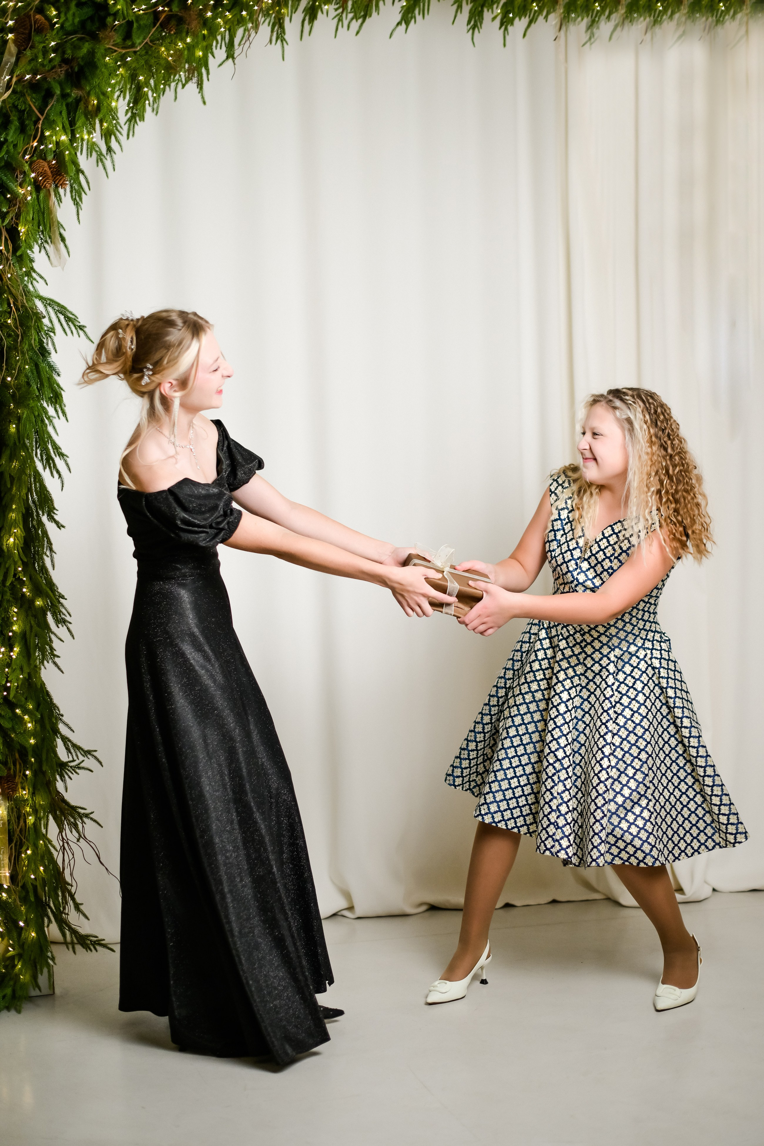 Семья Александра, Сашеньки, Юленьки и Катюши