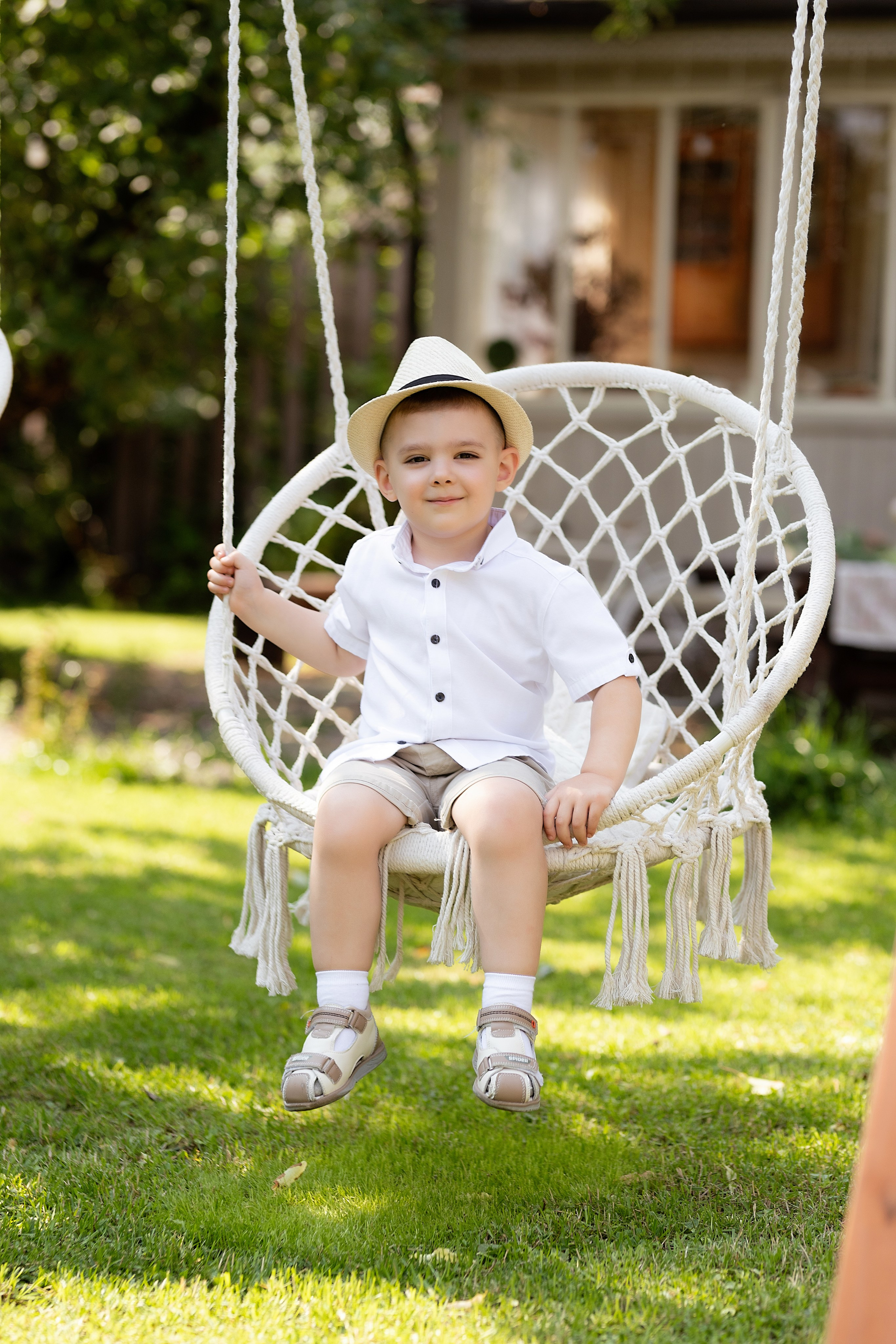 Семейная фотосессия на фотодаче в Купавне. Фотограф в Железнодорожном и Балашихе
