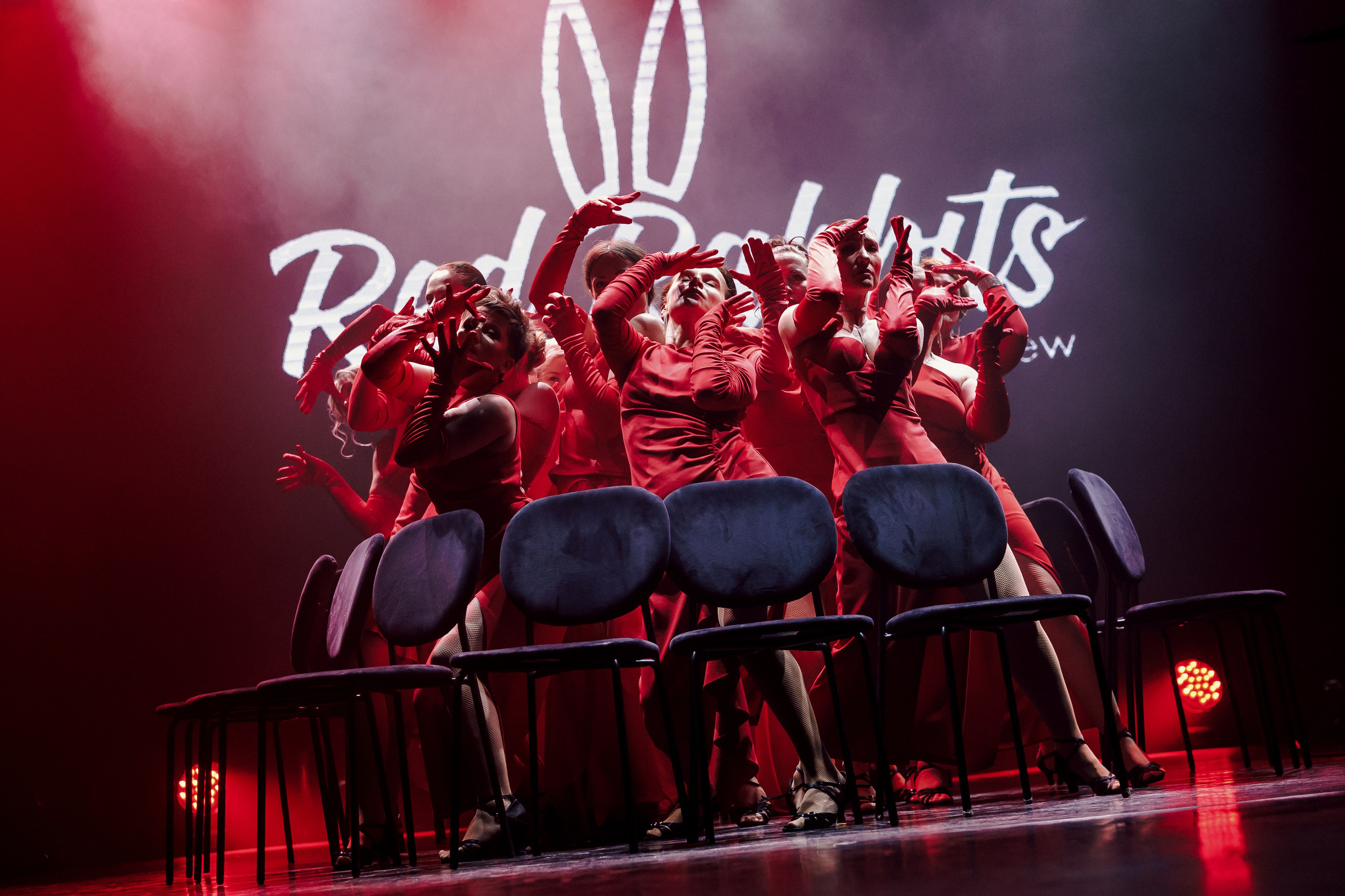 Отчётный концерт танцевальной школы «Red Rabbits» 2025. Лёшка Варзегов — фотограф