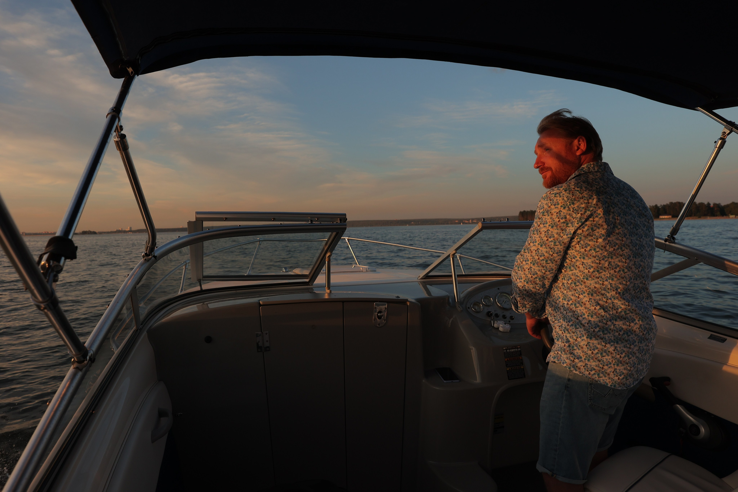 Прогулка на катере август 2024. Фотограф Алина Ионычева в Новосибирске