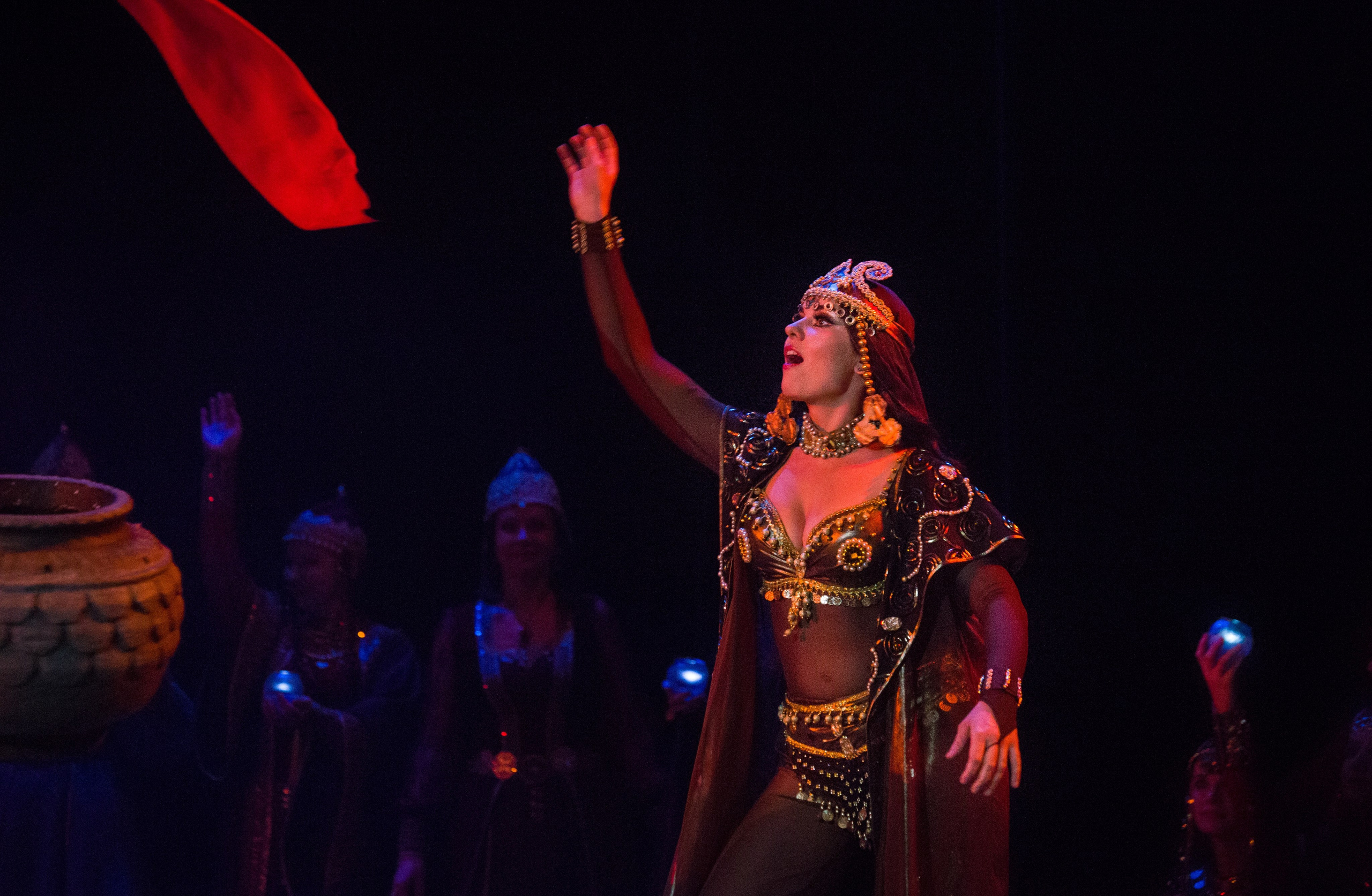 «Князь Игорь» в Новой опере. Дарья Письменюк / Darya Leitstern — фотограф, музыкант, журналист, путешественник